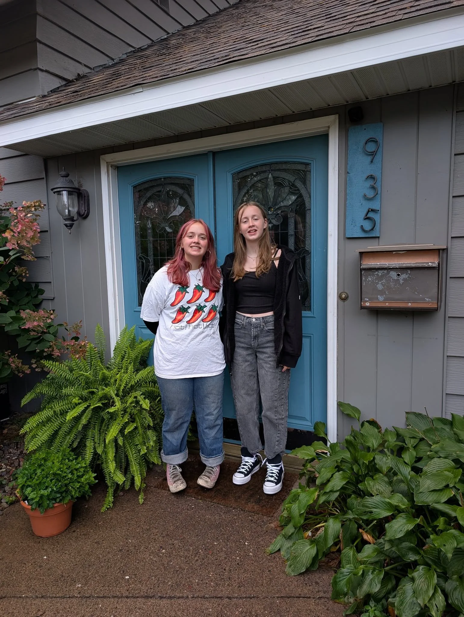 Happy Daughter's day to these two wonderful ladies! Kyran Marr