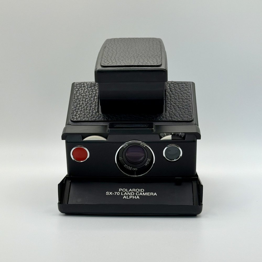 📷 Polaroid SX-70 Alpha 2 – Refurbished Folding Instant