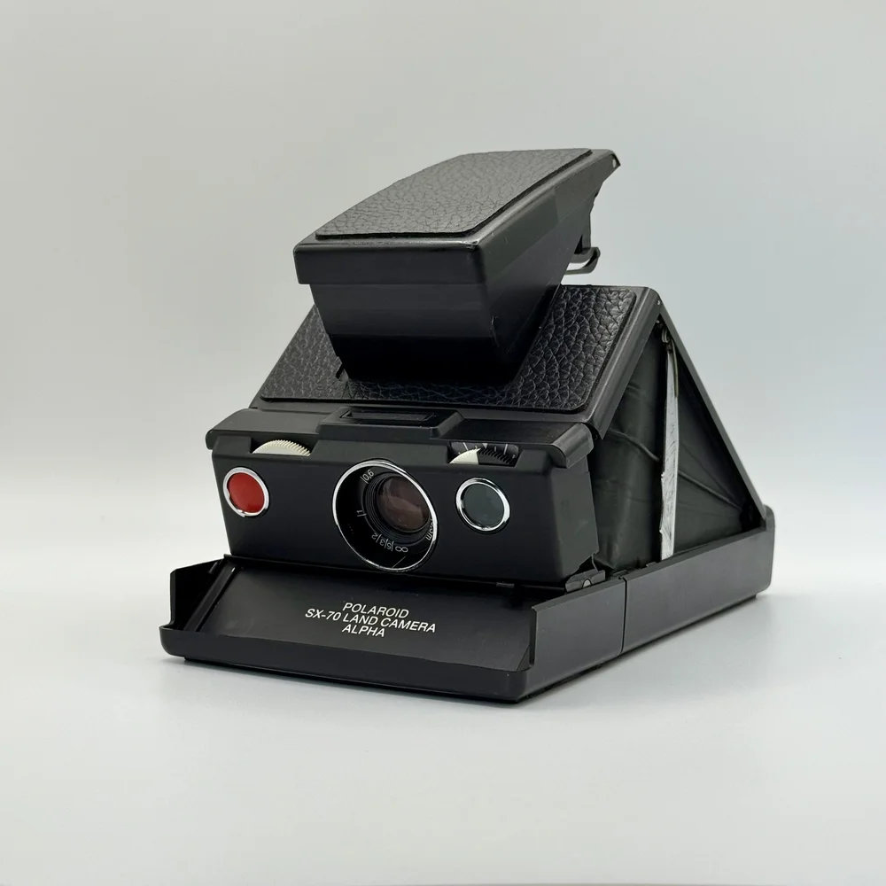 📷 Polaroid SX-70 Alpha 2 – Refurbished Folding Instant