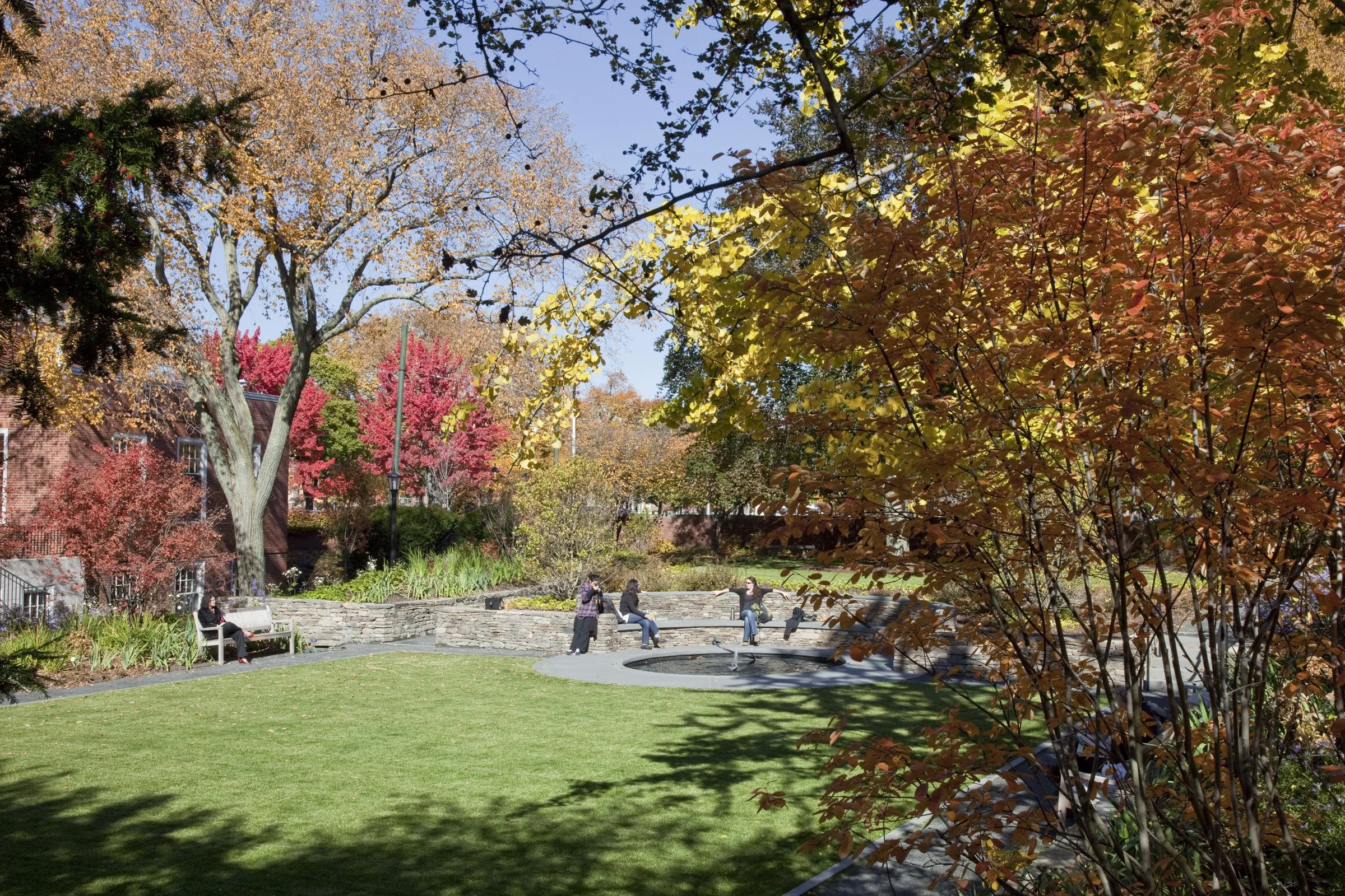 4_Radcliffe Sunken Garden.jpg