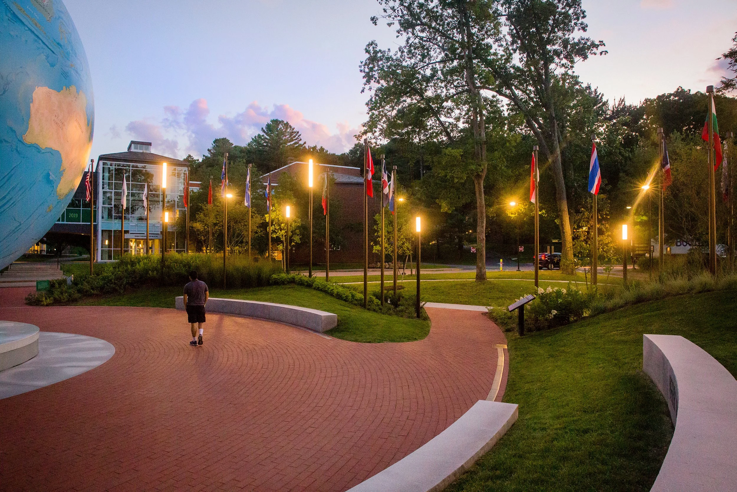 STIMSON Babson Globe-4325_downsized.jpg