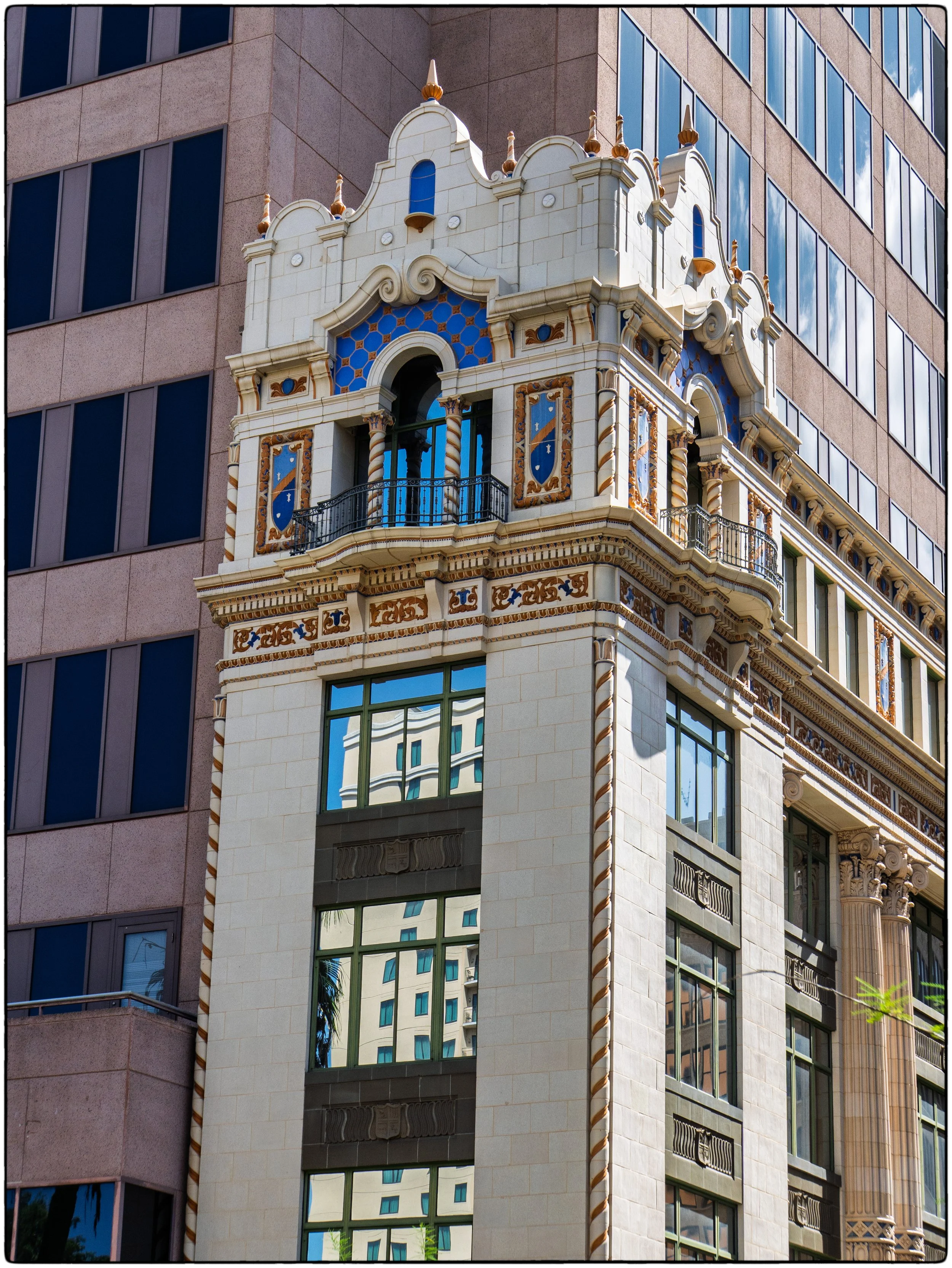Architectural details in Downtown San Antonio.jpg
