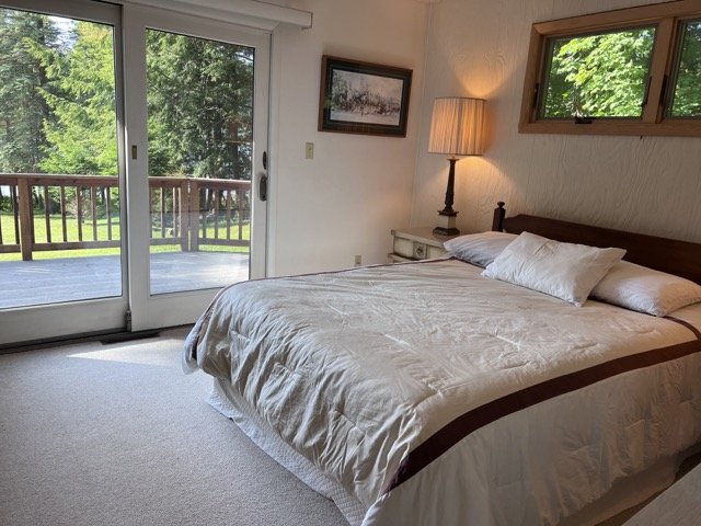 Towell_8389 Medium.jpeg