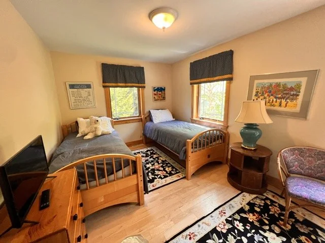 Freidlander_7808 2 Medium.jpeg