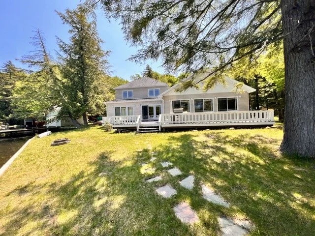 Freidlander_7825 2 Medium.jpeg