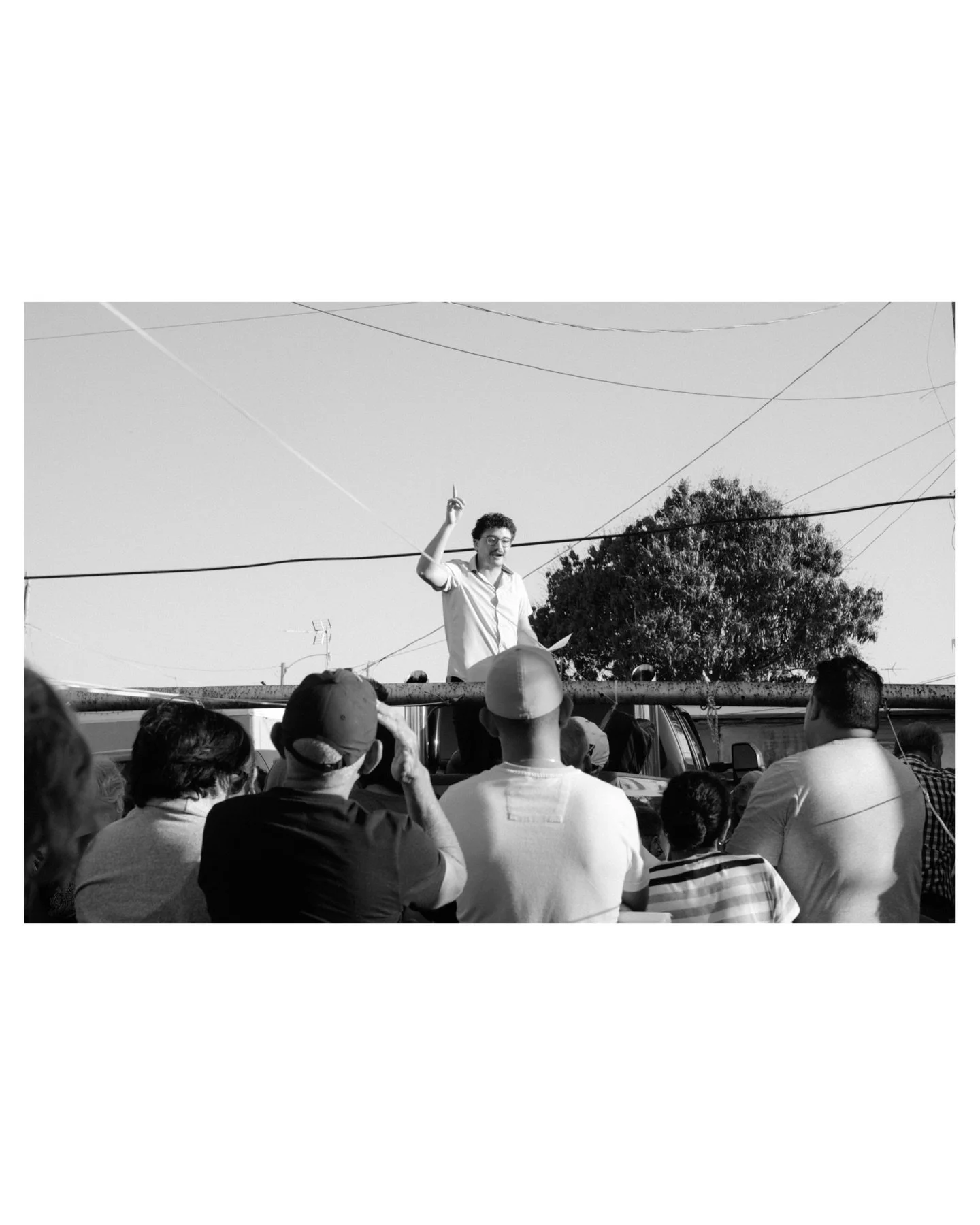 The residents of Silver Court Trailer Park are getting organized! Housing chair Oscar (above) and members of the committee led a resident canvass to form an HOA among the land-tenants to fight their eviction. The company managing the eviction? Urban 