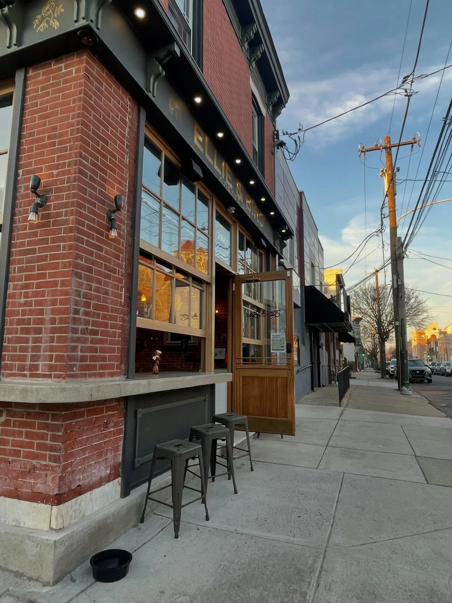 We may be jumping the gun but we're gonna take advantage of this (maybe) false spring. Windows up, door open, water bowl out 🐶 come hang #sunsoutgunsout☀️💪🏼 #phillycoffee #portrichmond