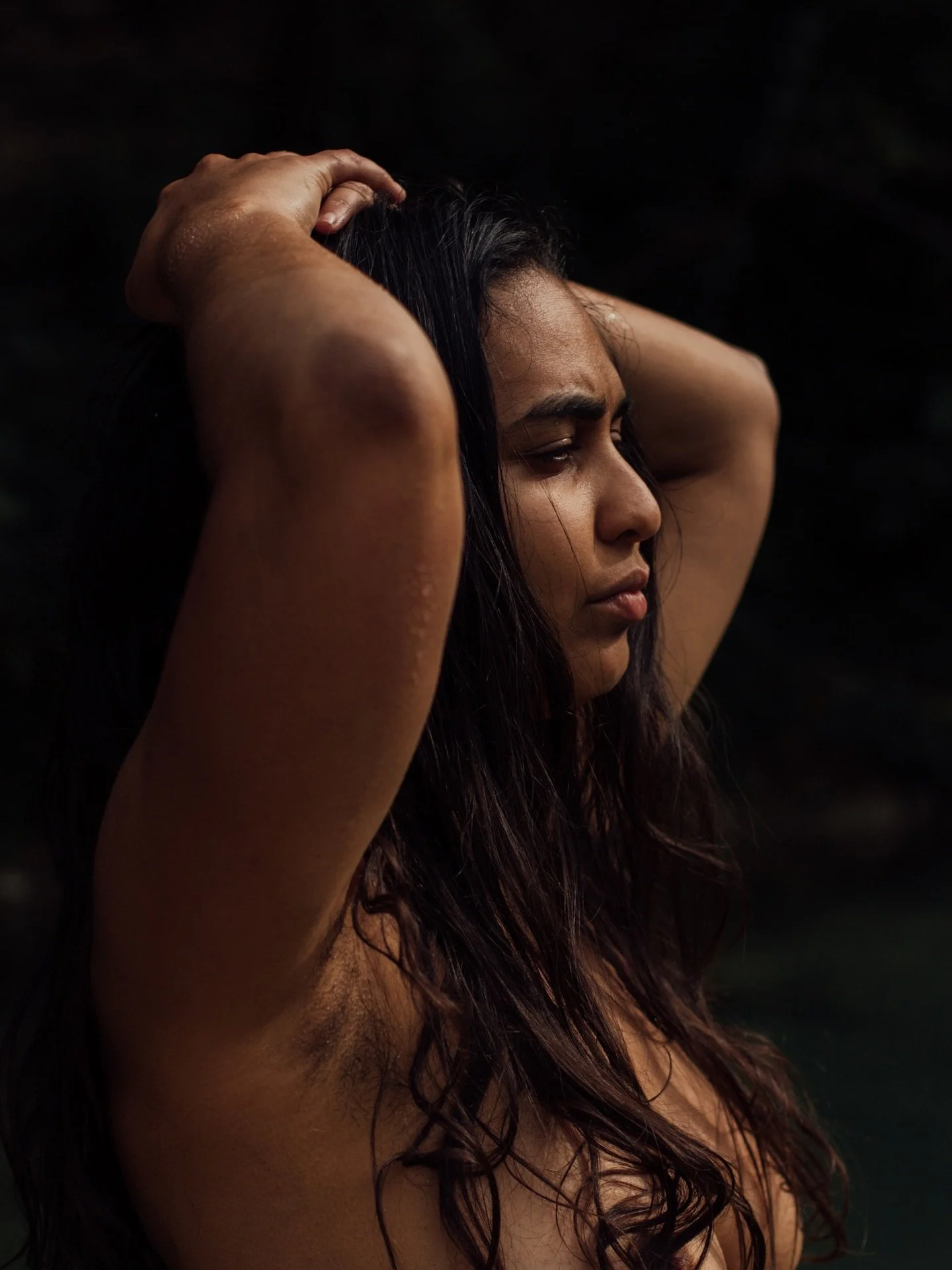 witnessing the rawness of a woman&rsquo;s face as it reemerges, 

after decades or a lifetime of dormancy

Death of the artificial self 

From day 1 of retreat, to the final day, a woman&rsquo;s face goes on a journey of literally reforming 

Her eye