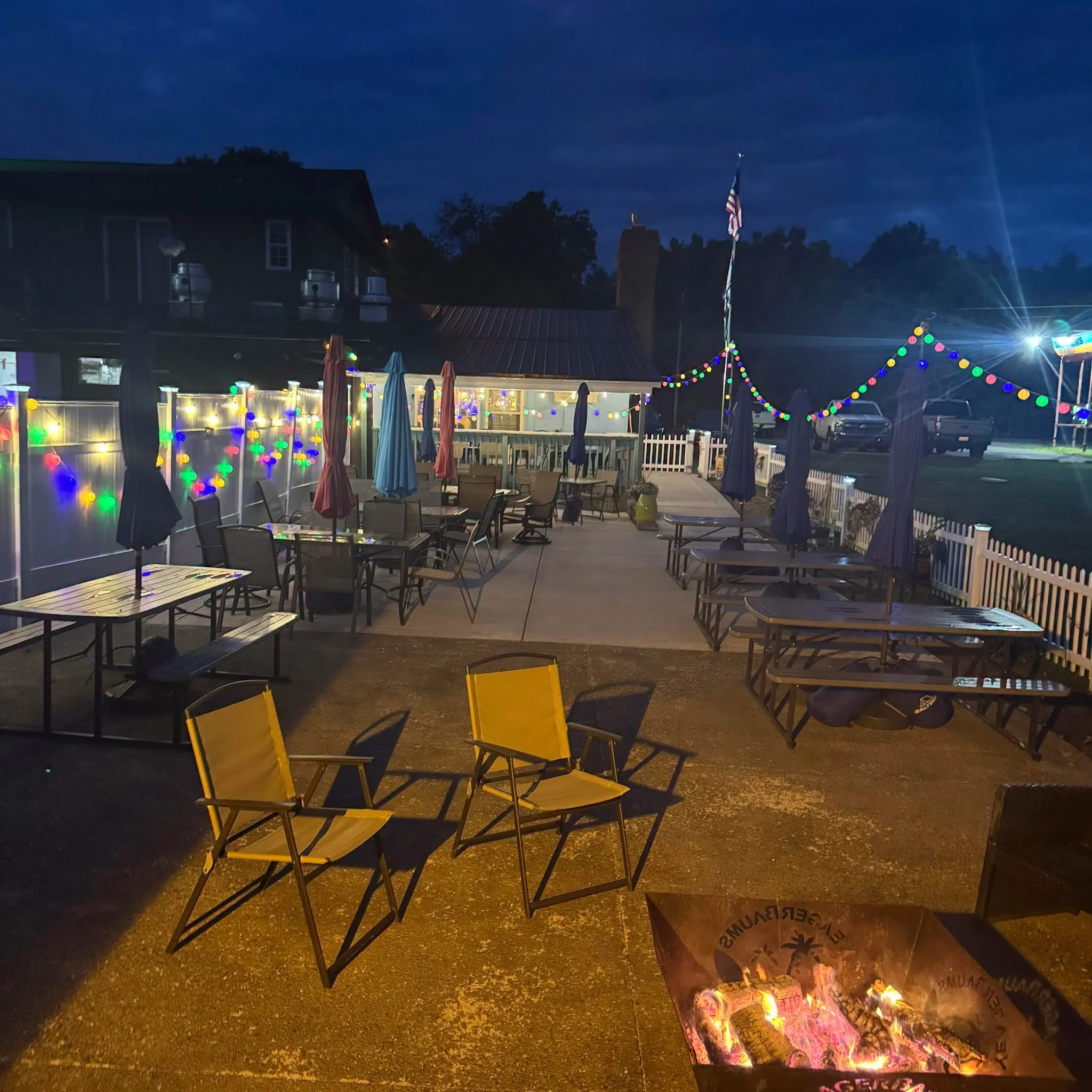 YeagerBaum's Bar & Grill