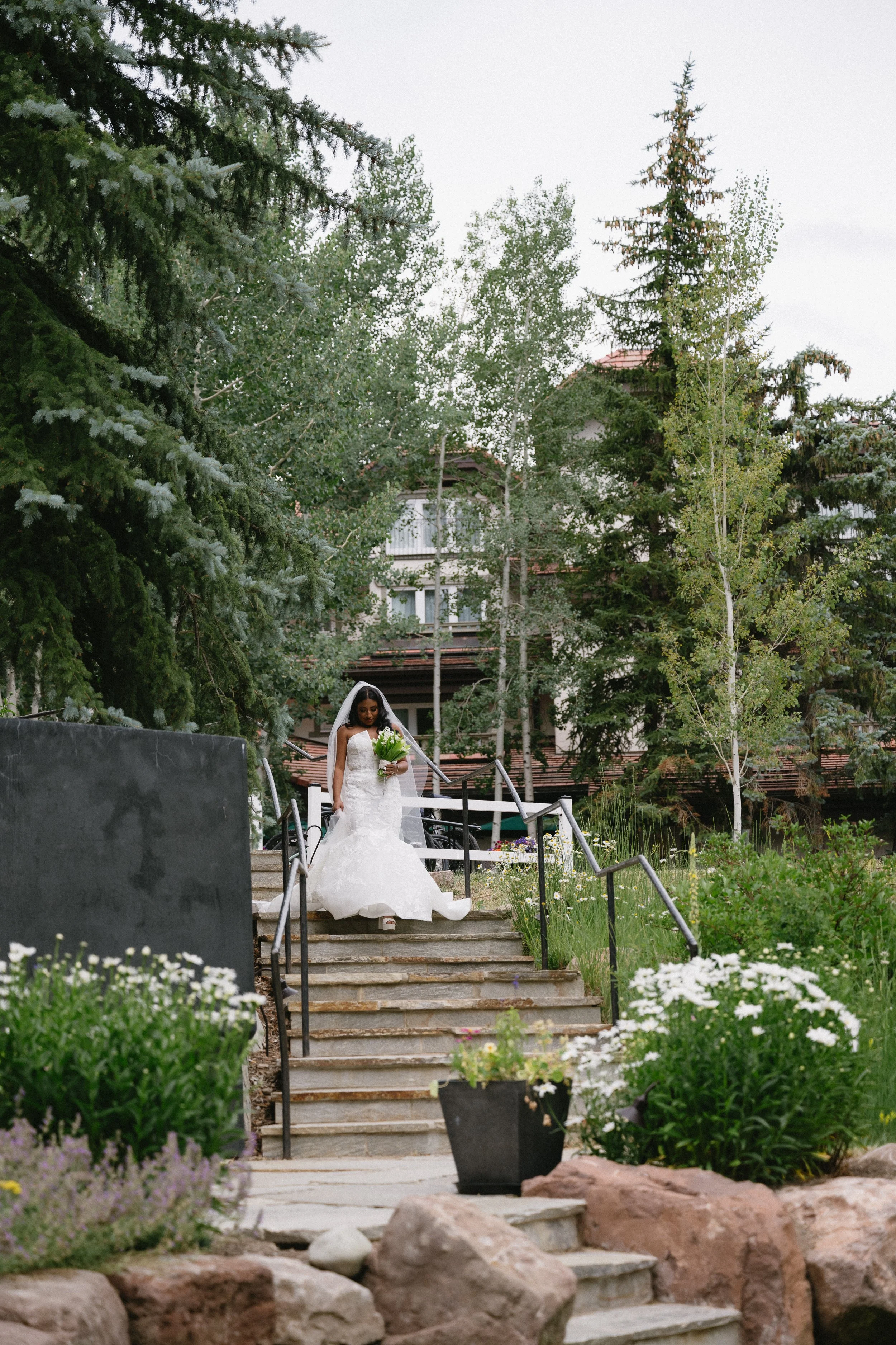 Caterina-Jack-Vail-Wedding-Day-126.jpg