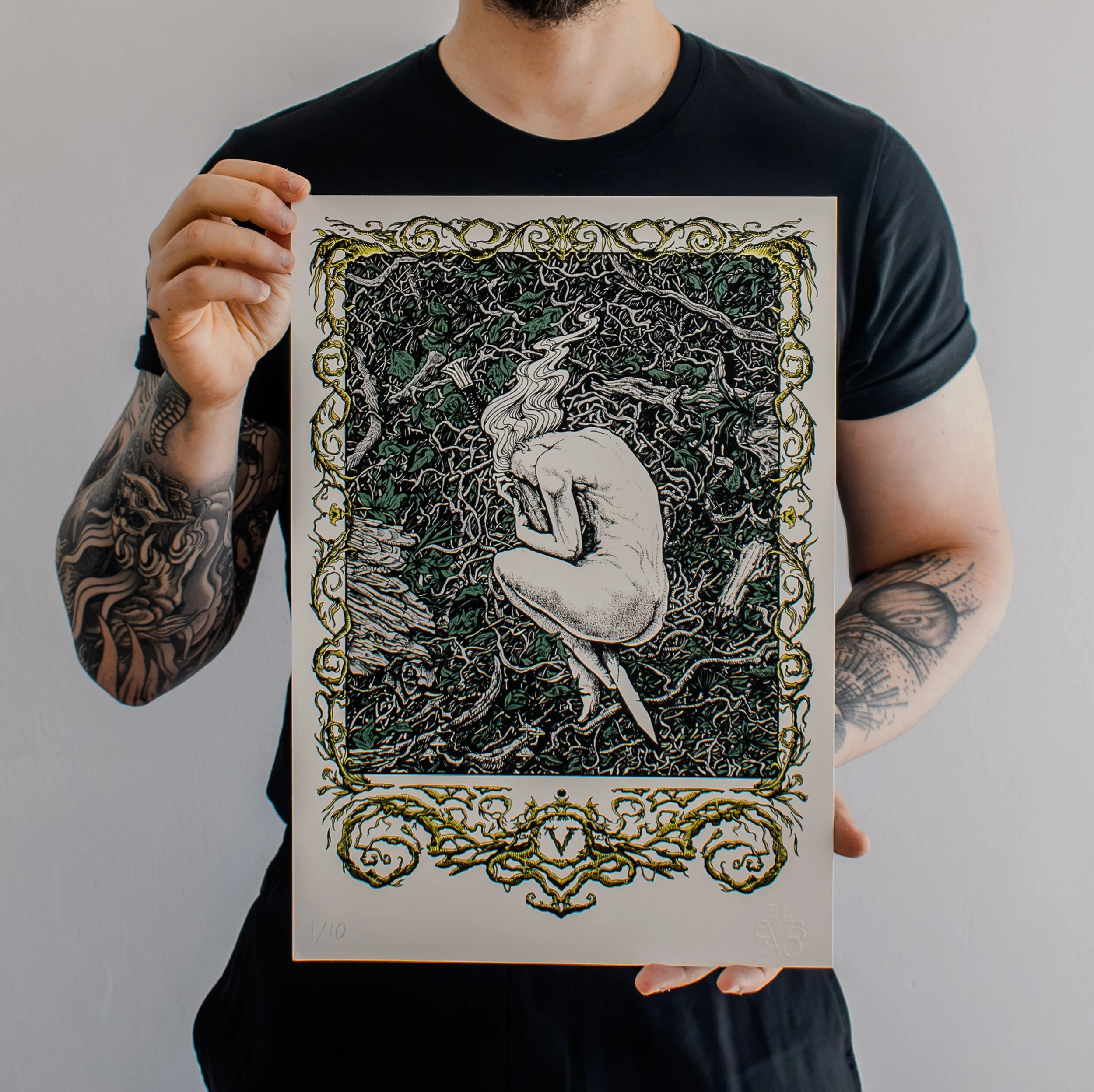 Girl with a sword - Green Version