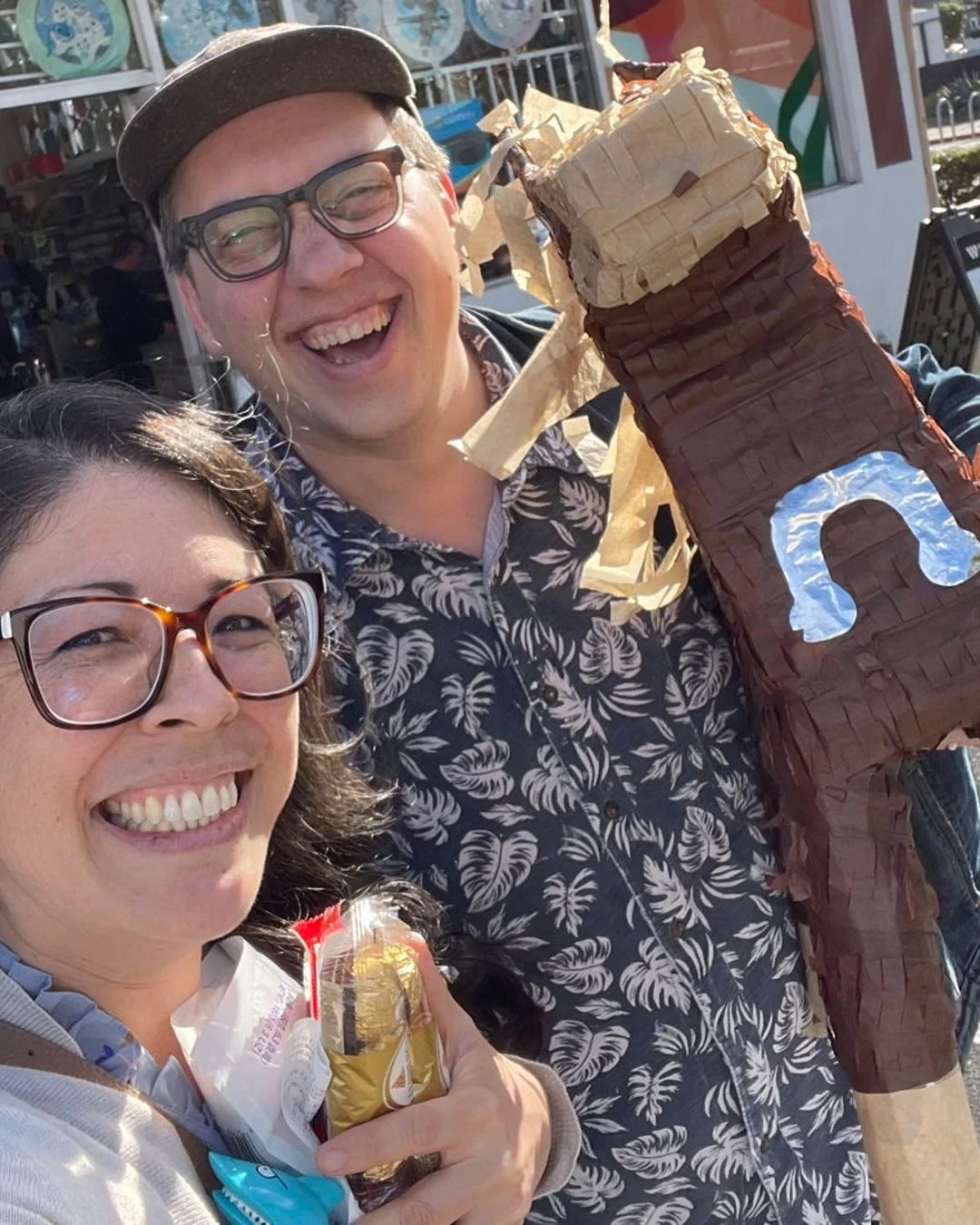 Perfectly grownup friends let imperfectly grownup friends buy pi&ntilde;atas.

#POV when your producer is as much a kid as you are... and you agree that this is the best, most sensical way to celebrate a (grownup) loved one's birthday. 

Inside the h