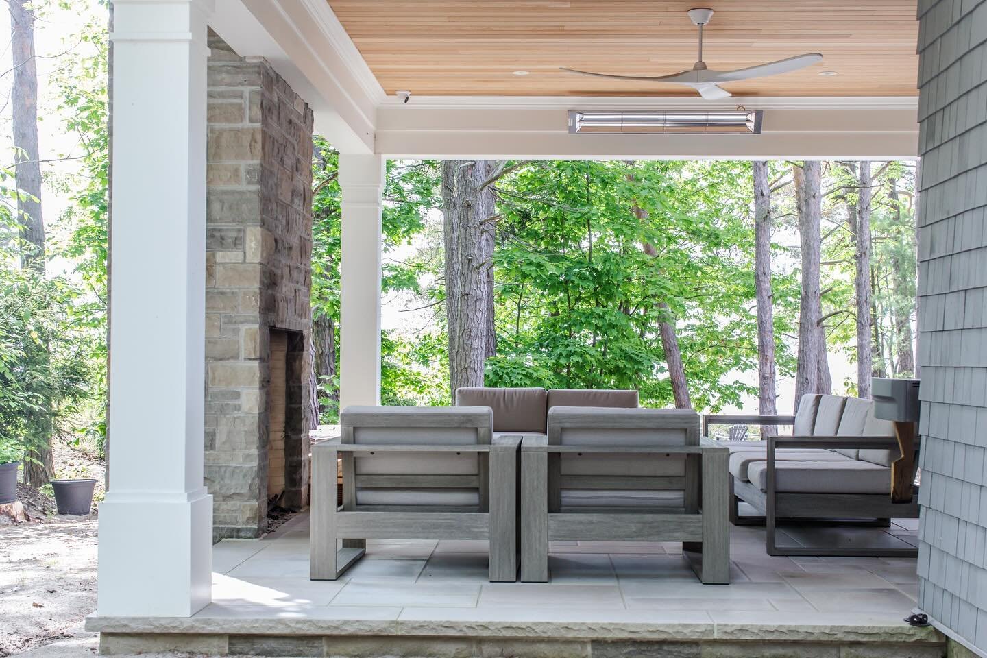 Those posts speak for themselves. 

#outdoorliving #coveredporch #cedardetails #paradisebackyard #backyardrenovation #georgianbay