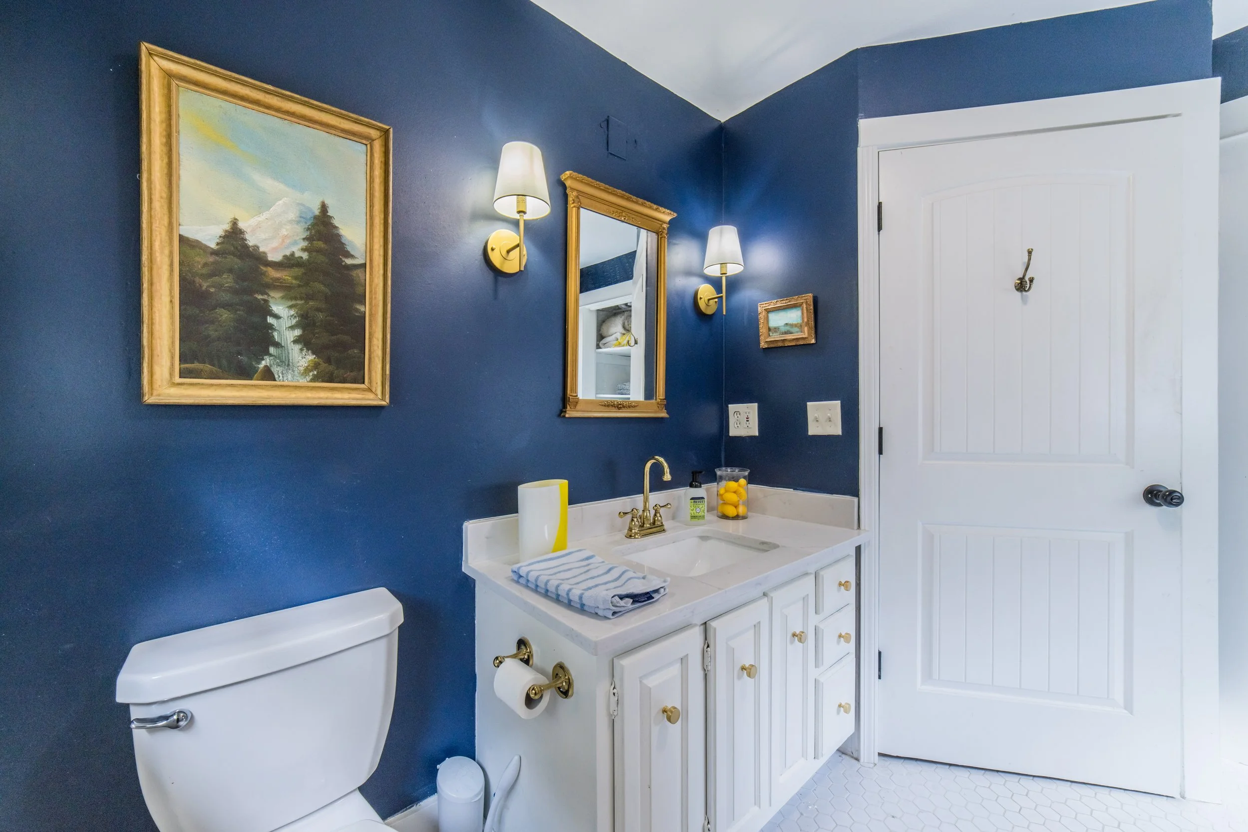 302 s wright-1630.jpg