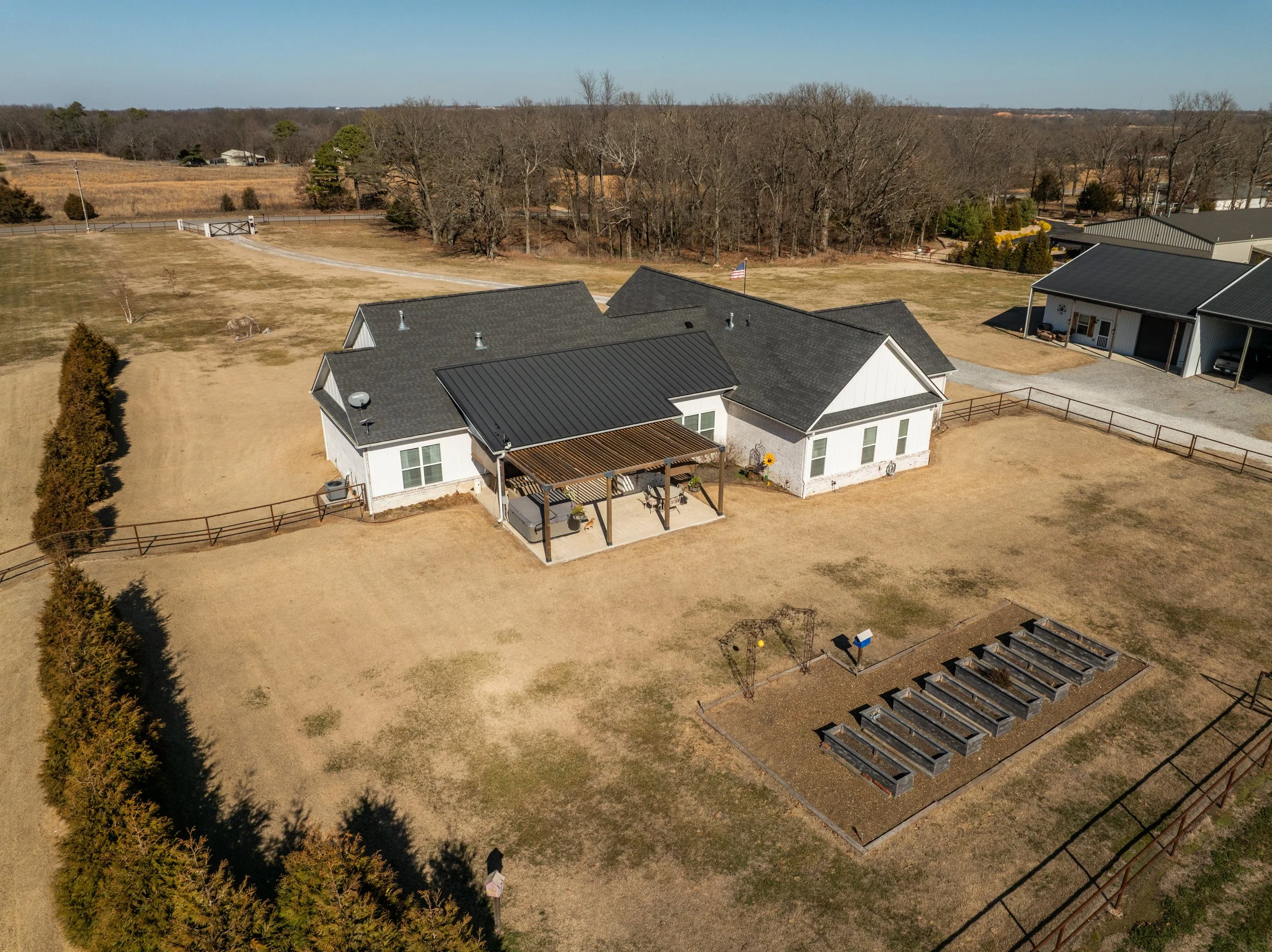 13885 N Mt Olive Rd, Gravette, AR 72736-0857.jpg