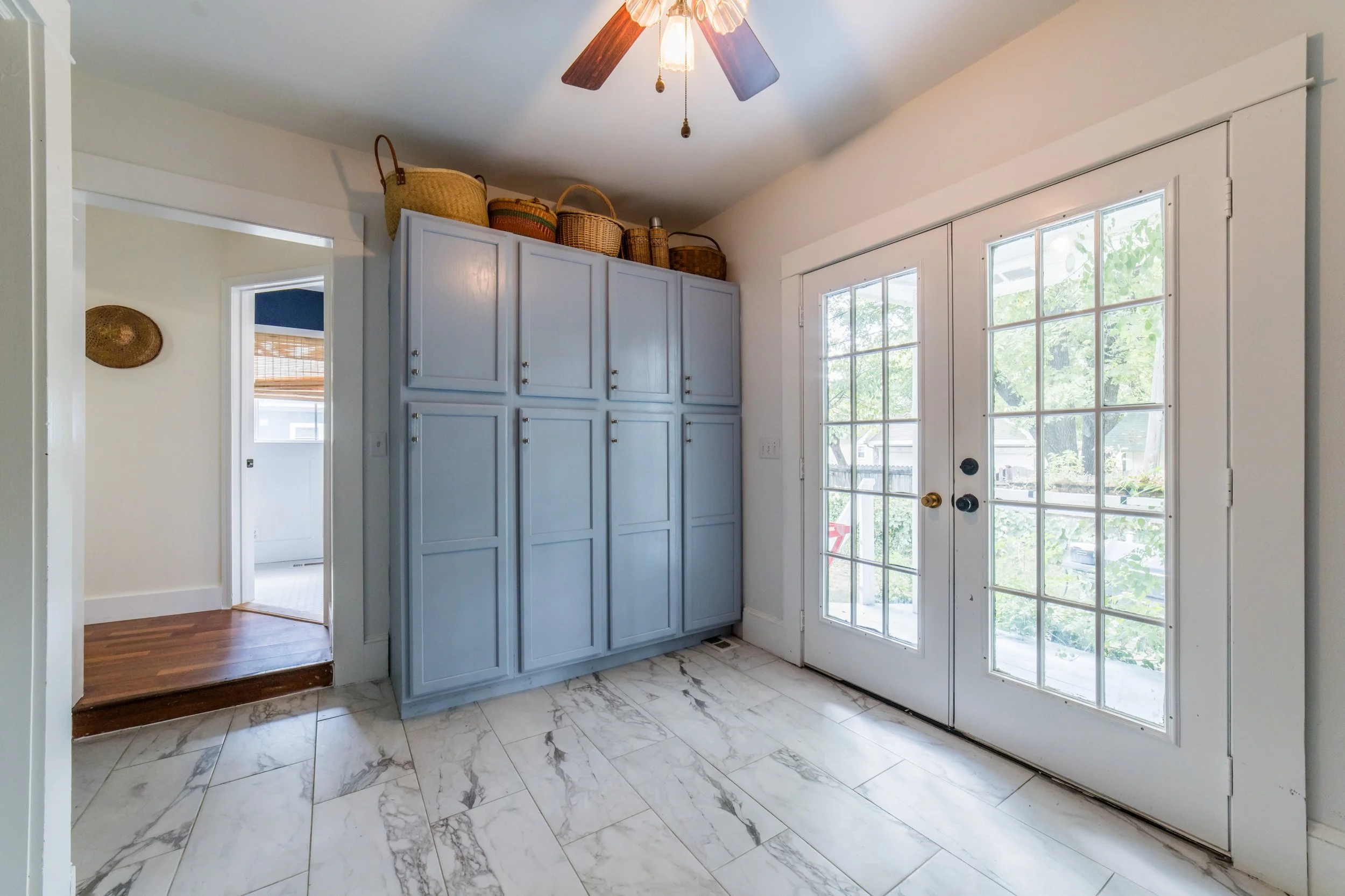 302 s wright-1638.jpg