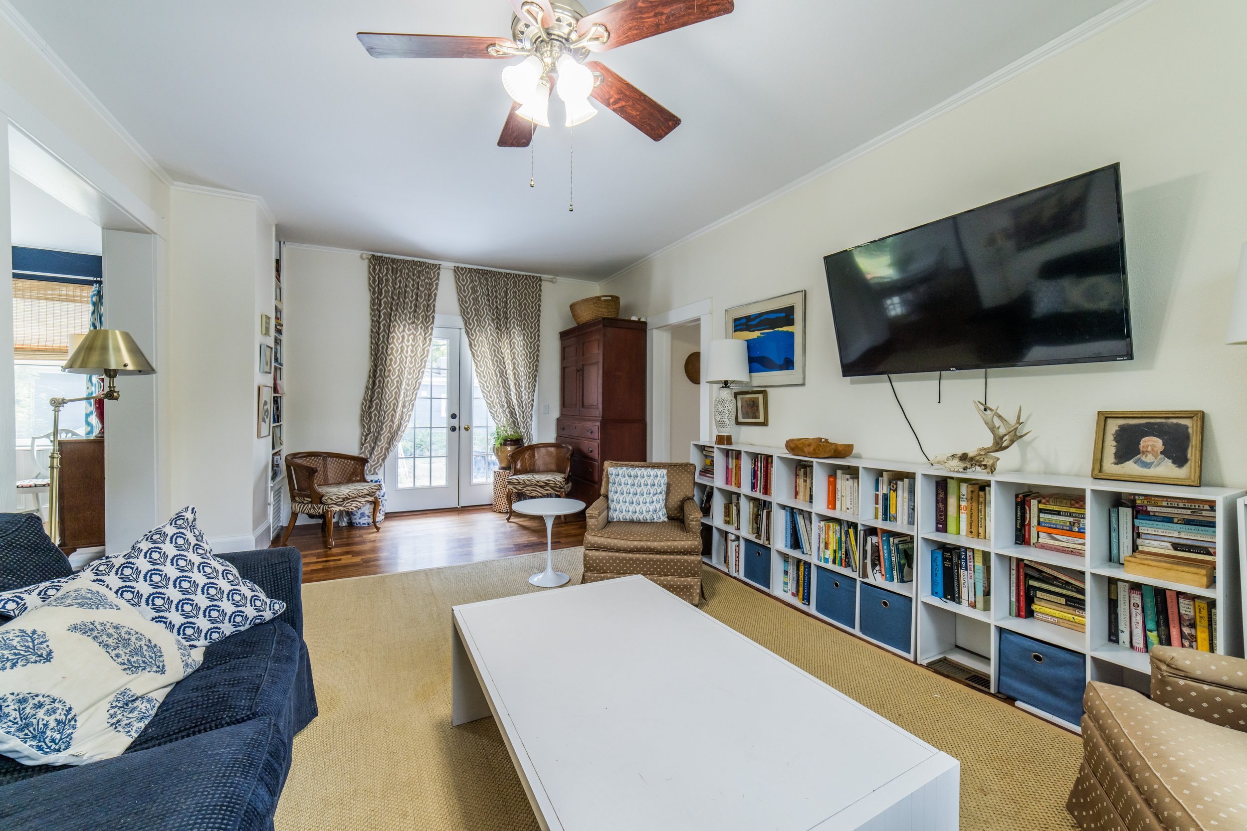 302 s wright-1600.jpg