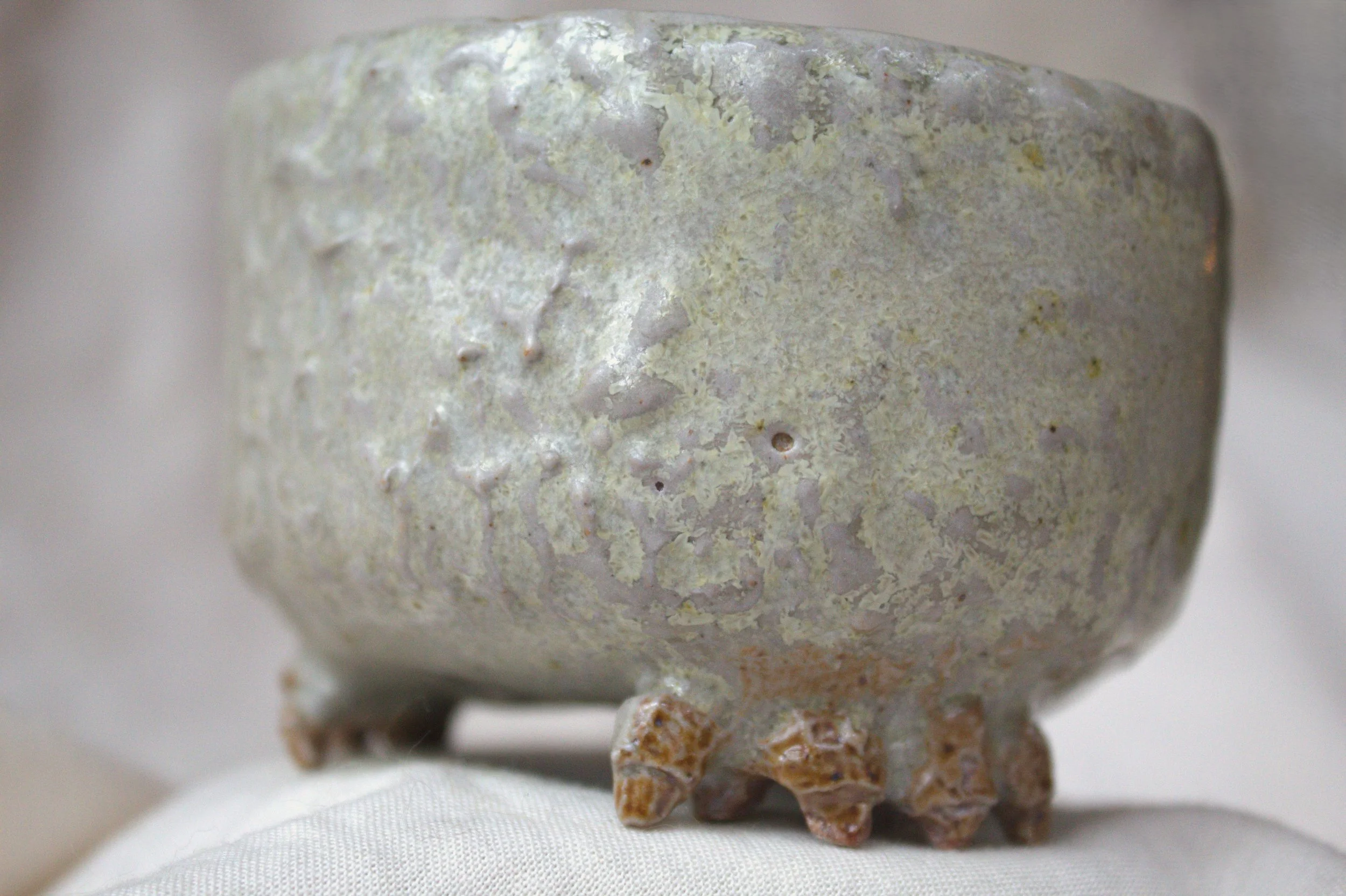 skittering tea bowl 5.jpg