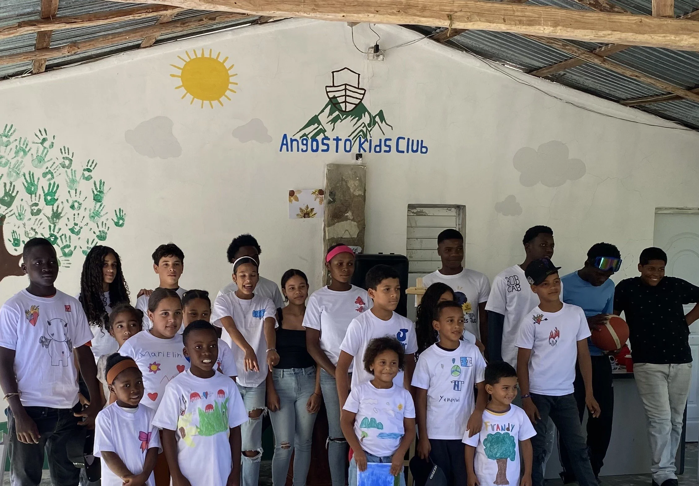 Angosto Kid's Club