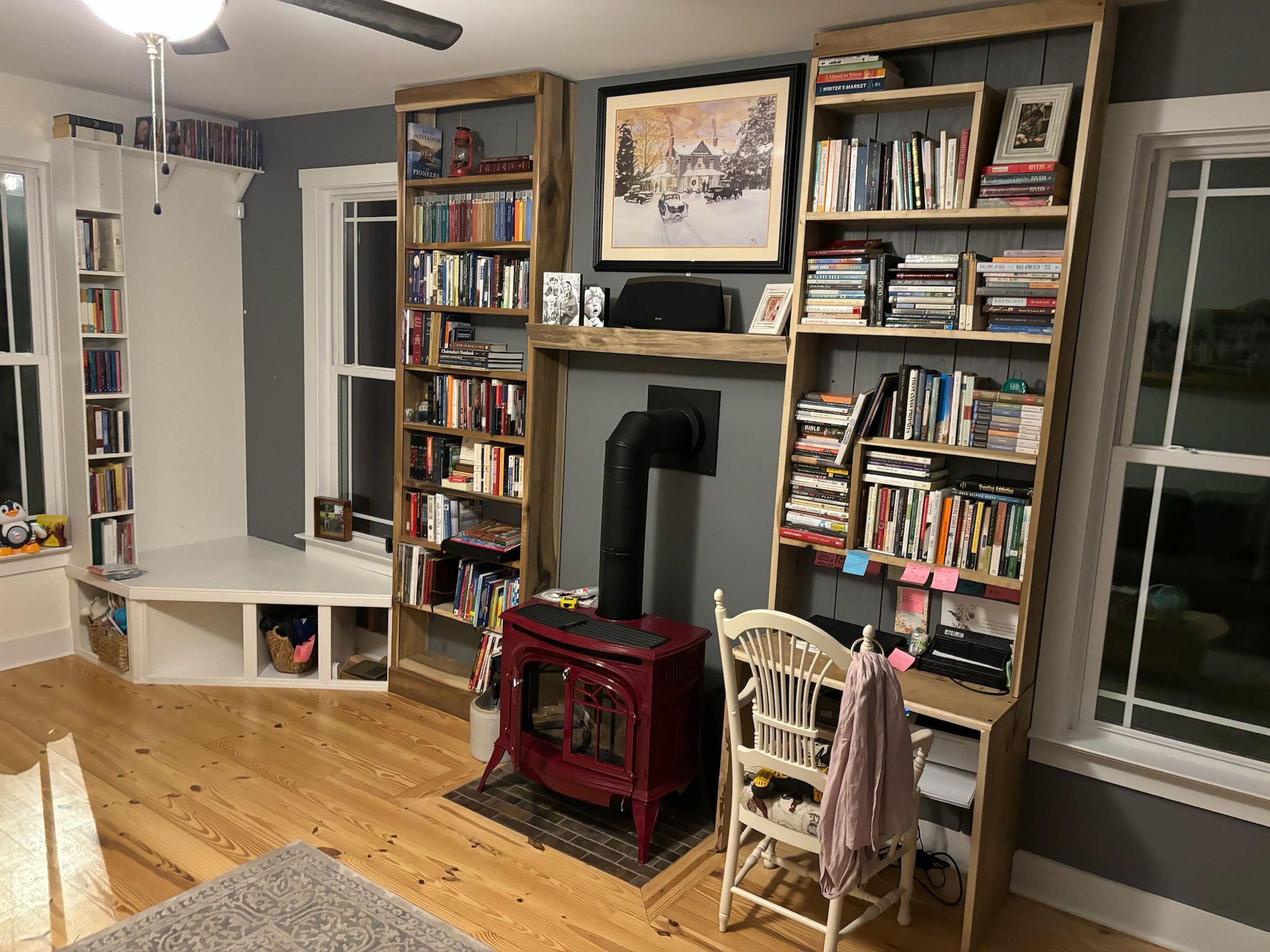 Twin bookshelves