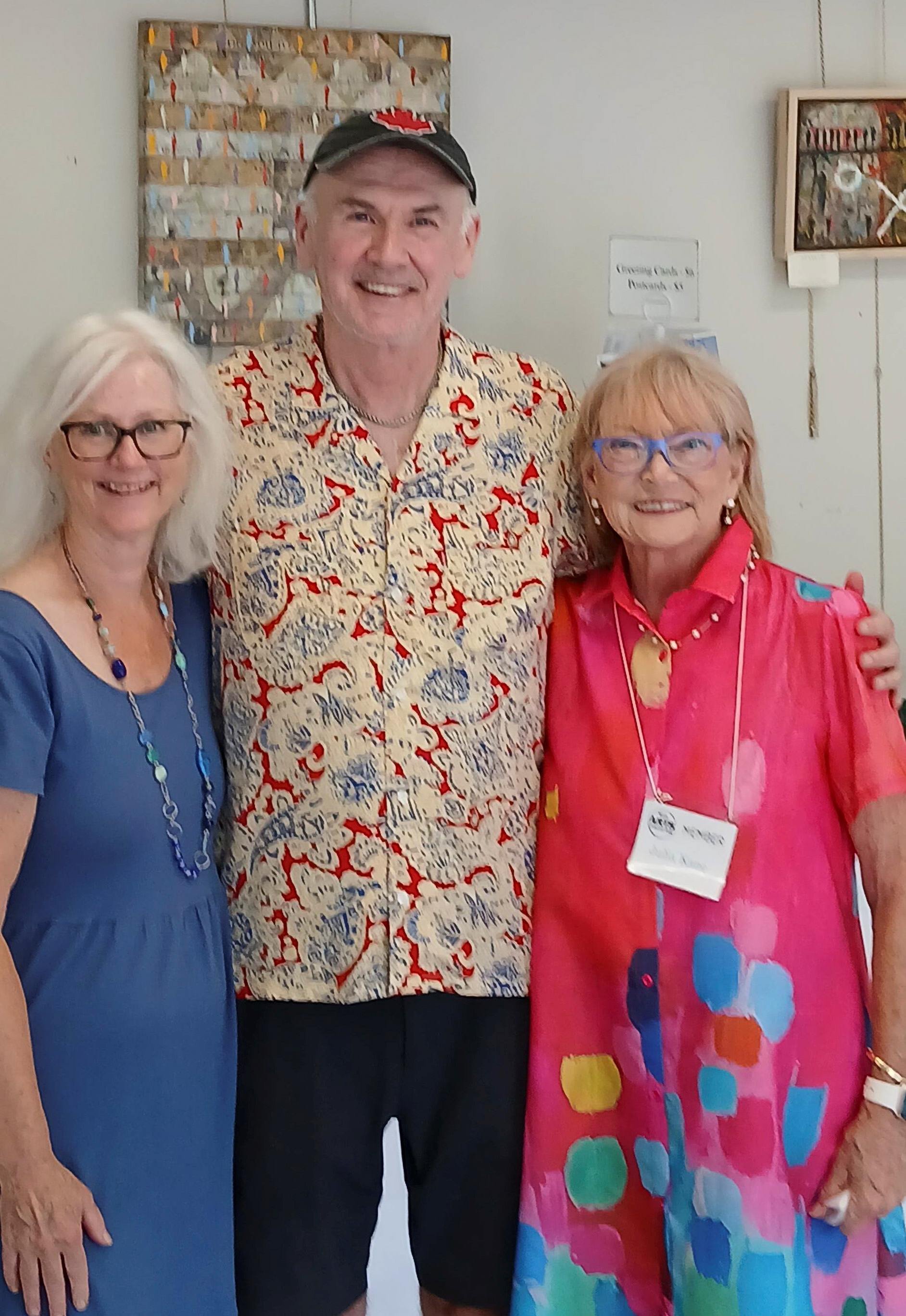 Dennis Montford with Julia Kane and Julie Forester-Clarke at the RiverBrink Art Museum