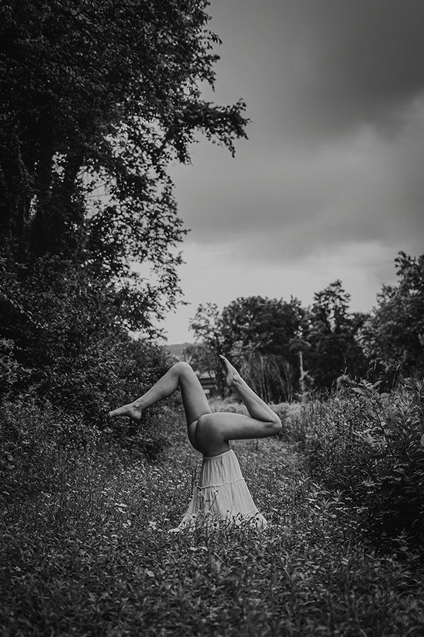 0698bw-900px.jpg