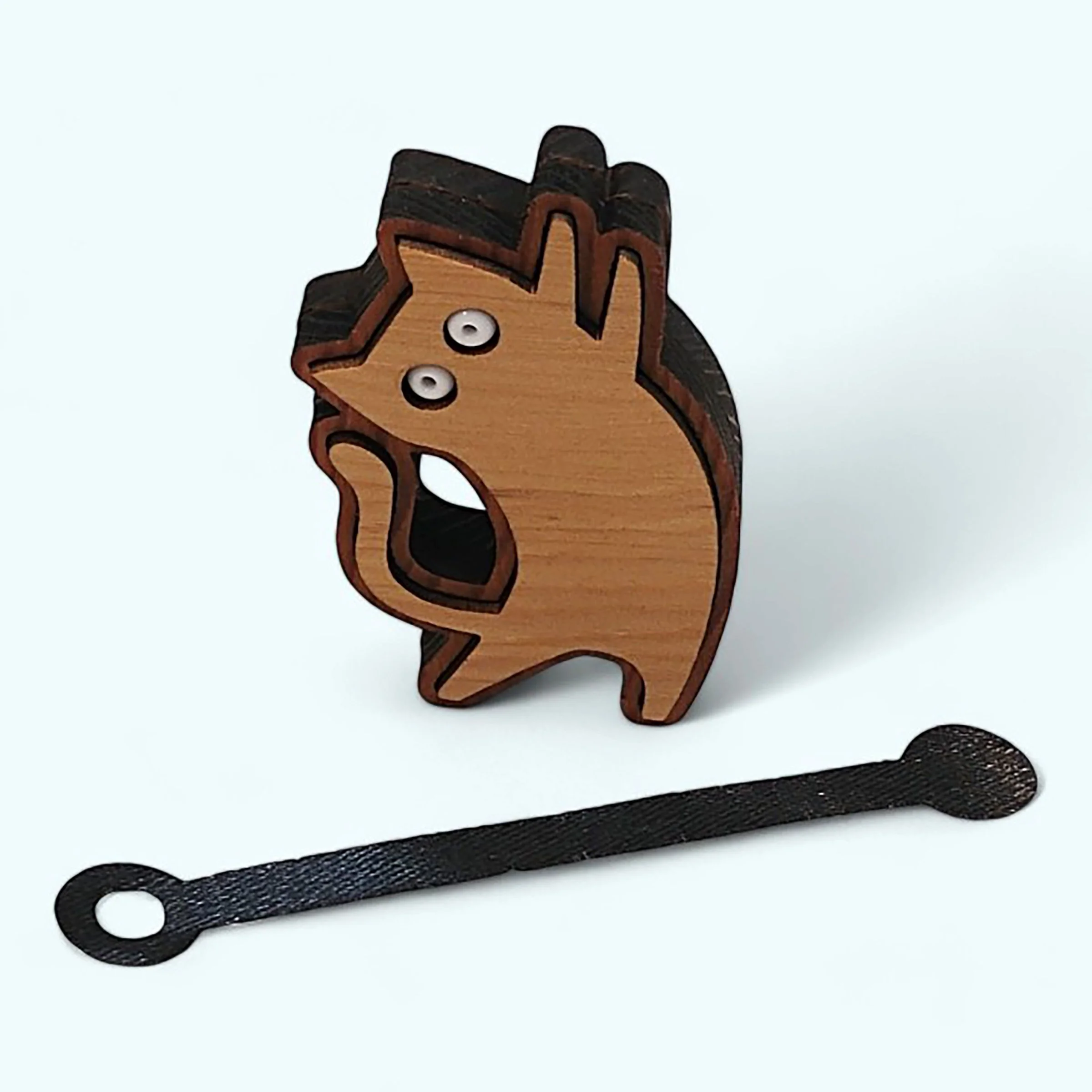 Twin Cat Magnets Wood 1.jpg