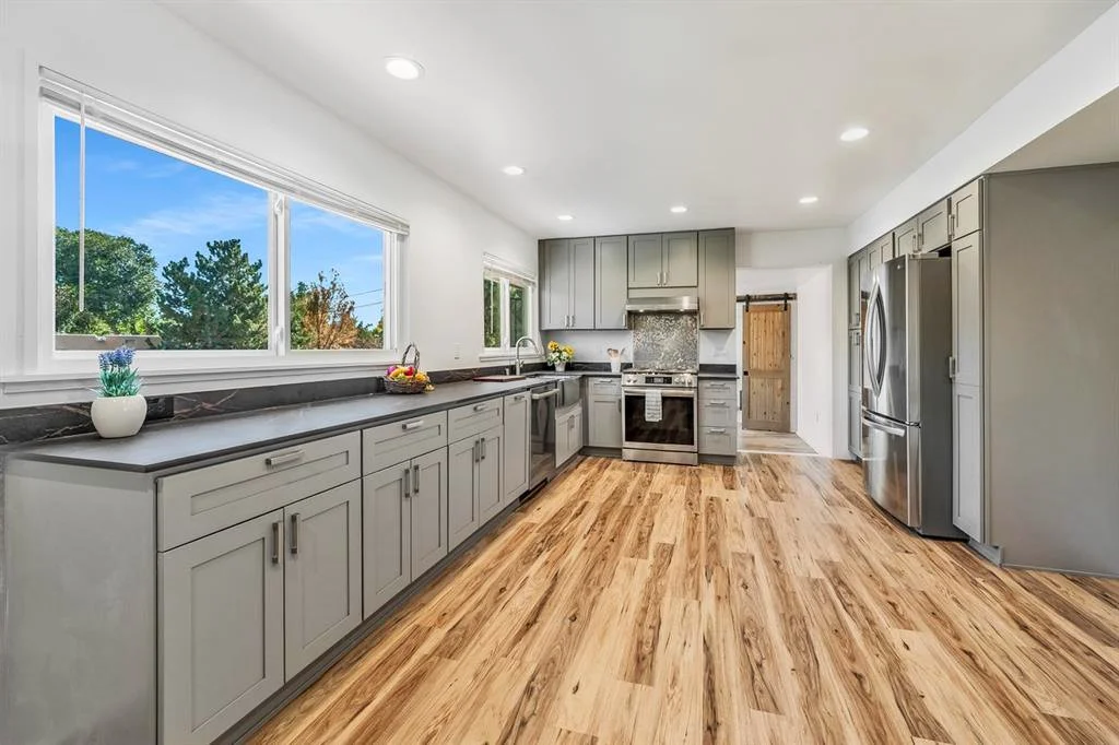 ✨ Check out 202 Alamo Drive!
Owner Financing! $100,000 Price Reduction &mdash; Now Listed: $799,900!
Plus potential rental income to offset mortgage with attached 650 sq.ft. studio. Tucked into charming Casa Solana, this single-level home has enjoyed