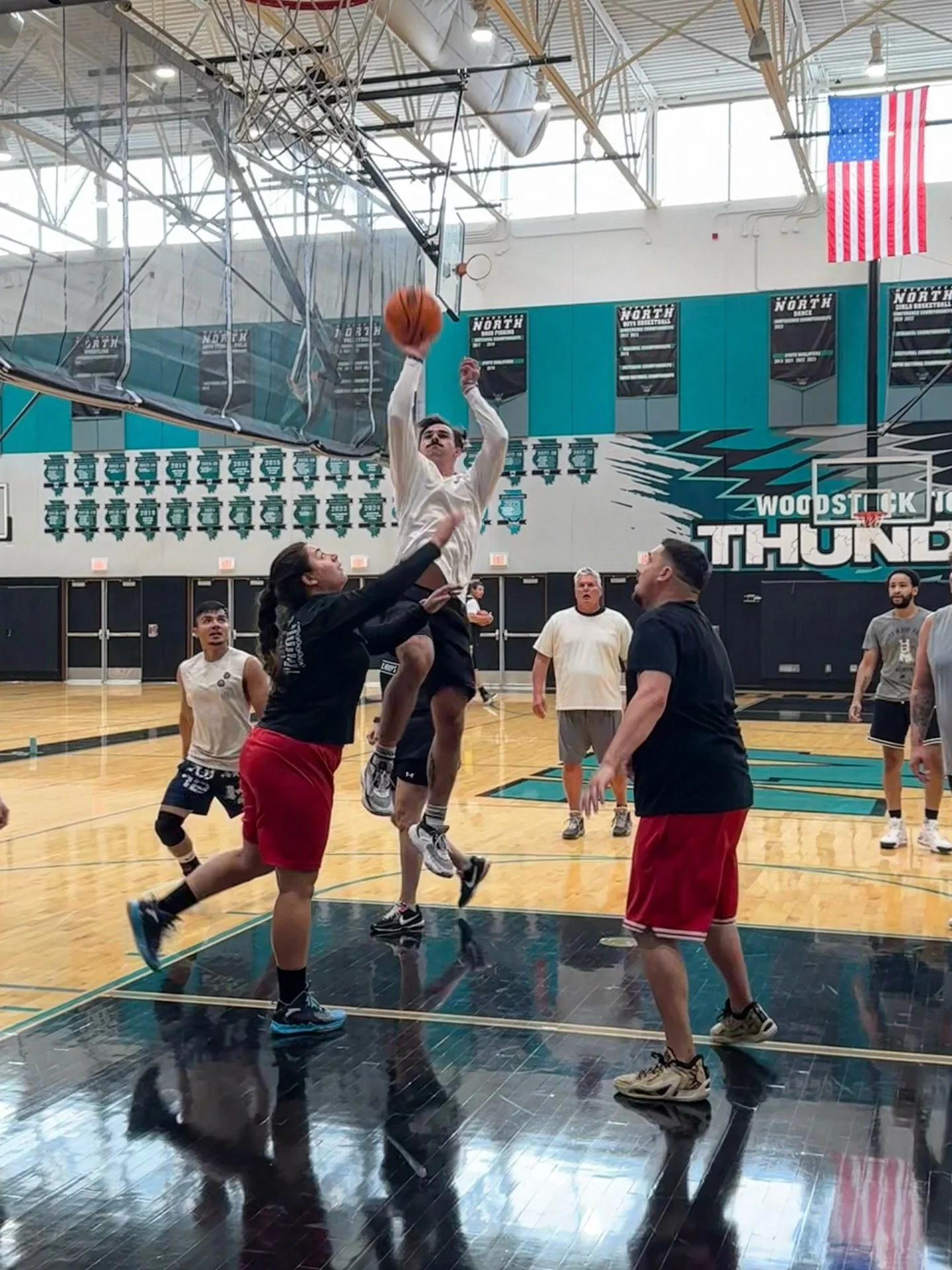 Sunday morning hoops did not disappoint! 🙌 A ton of new faces came out and the energy was 🔥. The runs just keep getting better week after week. Let&rsquo;s goooooo! 🏀💪

And don&rsquo;t forget &mdash; the Fall Showdown Tournament is coming up Satu