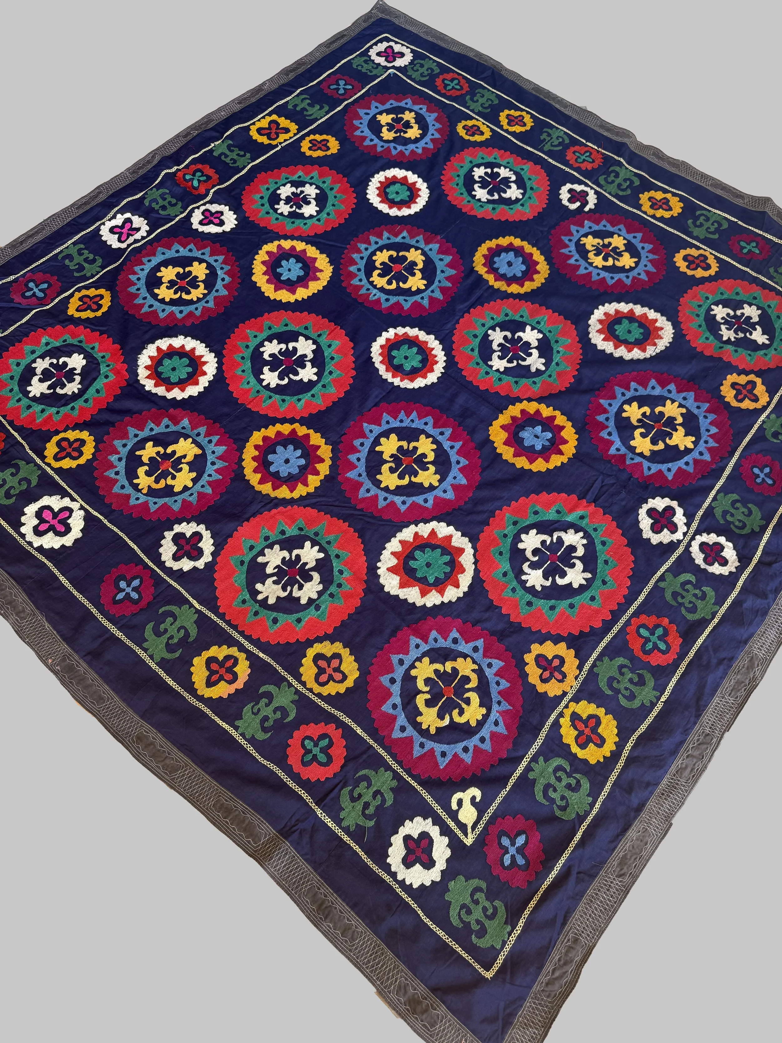 06_Midnight_Medallions_detail_1_edit.jpeg