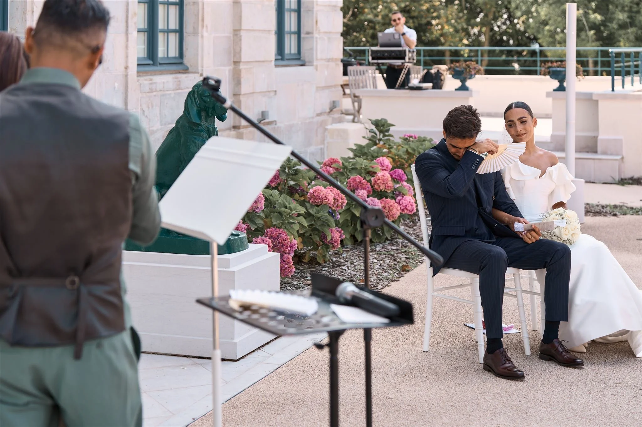 Cérémonie laïque de mariage au château de Larraldia