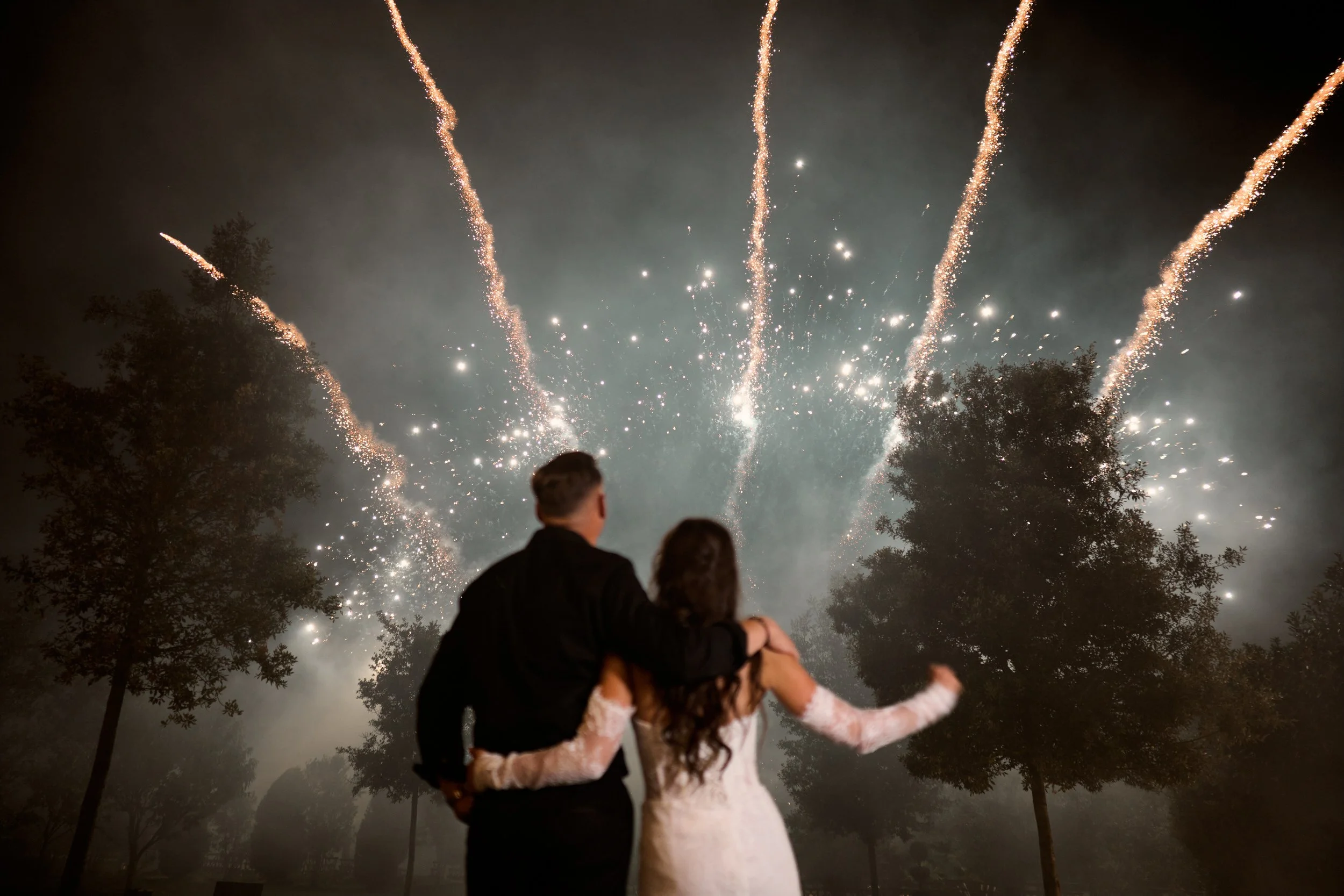 Feu d'artifice à un mariage au domaine des hirondelles