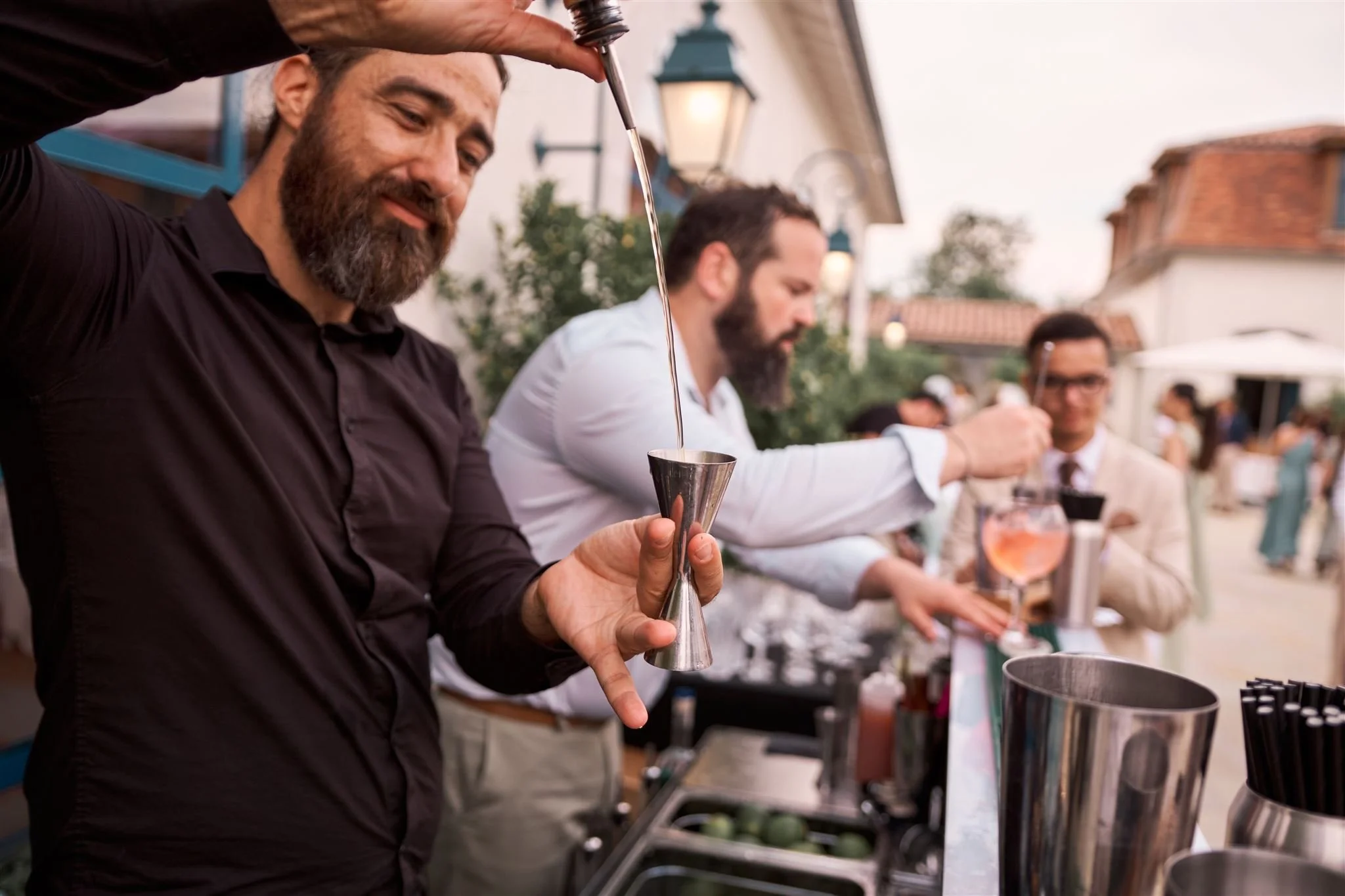 Cocktail de mariage au château de Larraldia