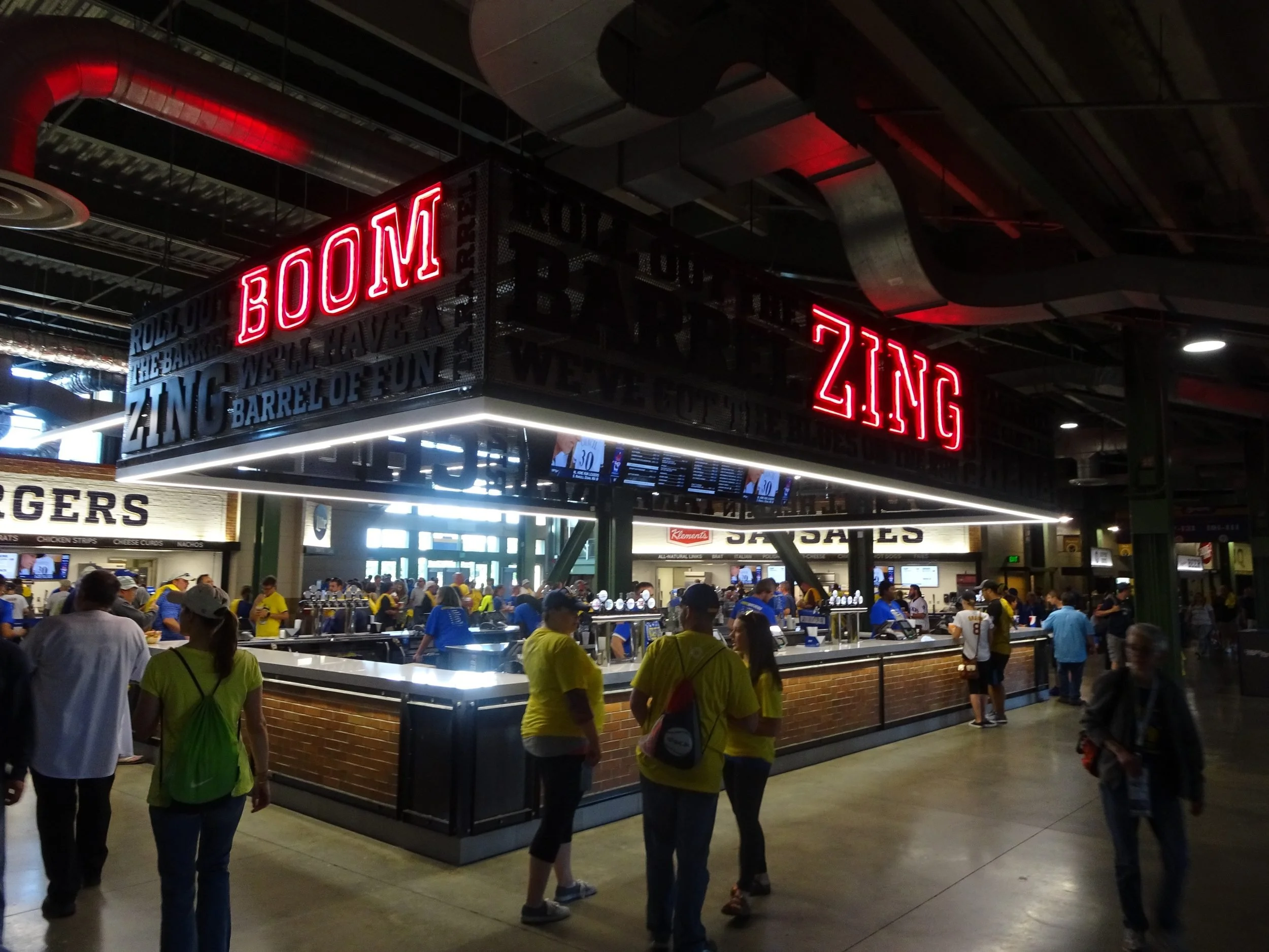 Milwaukee02200.jpg