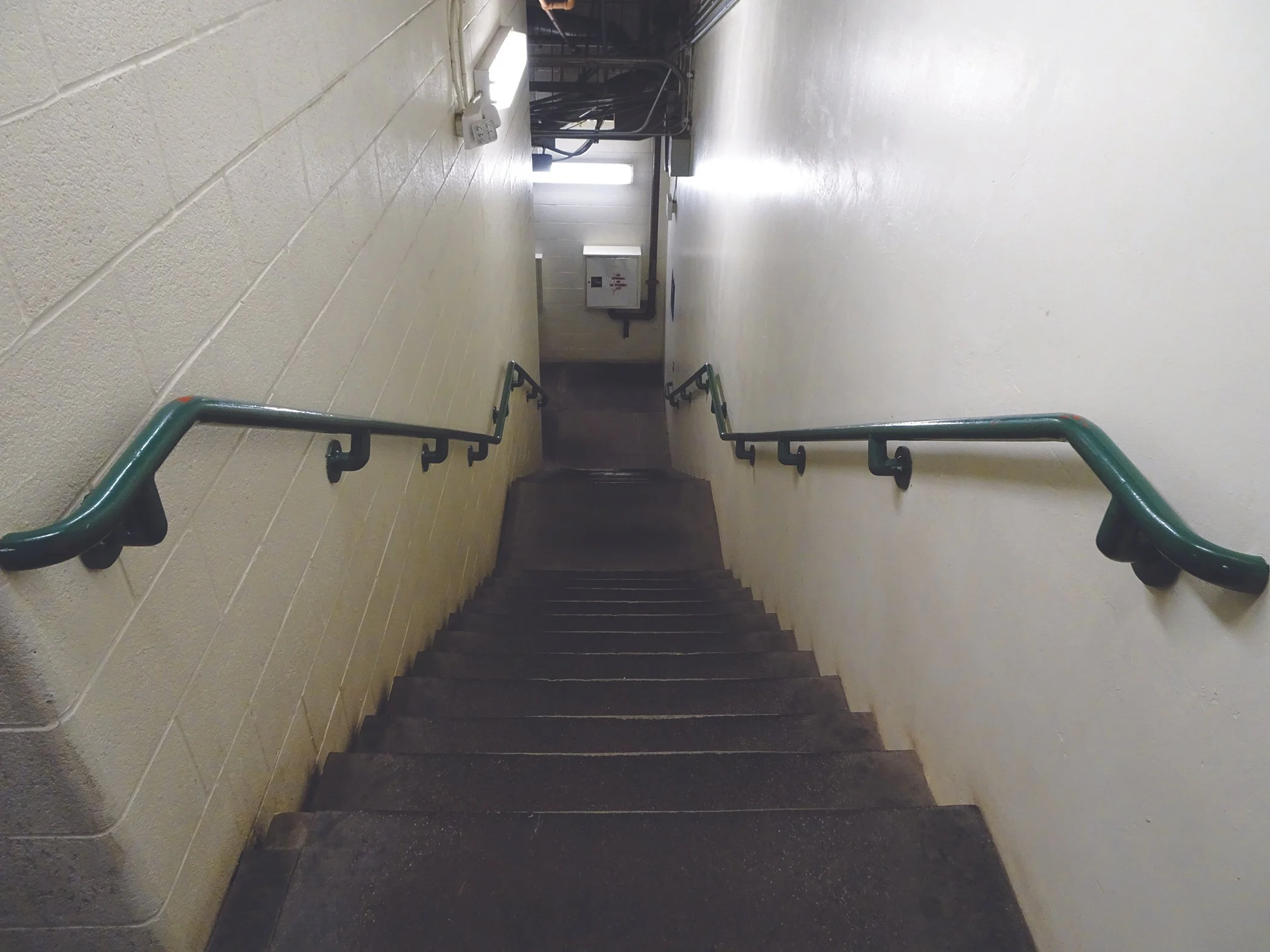  The Skinny Stairwell – It’s not only one of the longest walks from a clubhouse to a field in Major League Baseball, but also may have the skinniest stairwell (Besides Boston, maybe)!&nbsp; Players, coaches and staff walk down this tunnel, then make 