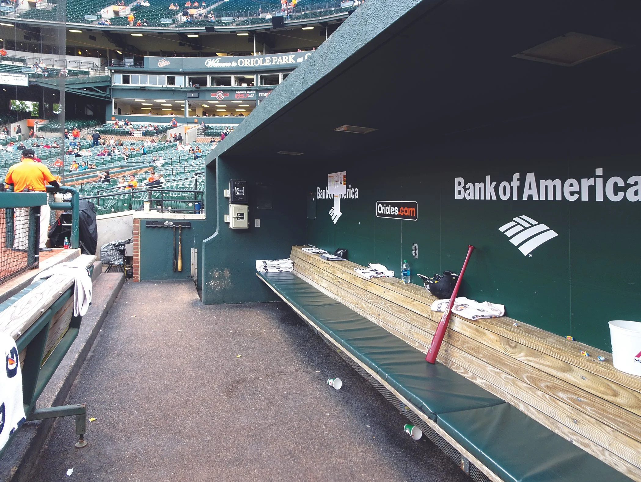  Visiting dugout. 