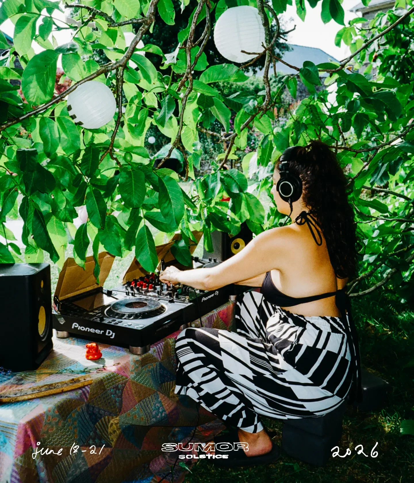 Sumor DJ outdoor.webp