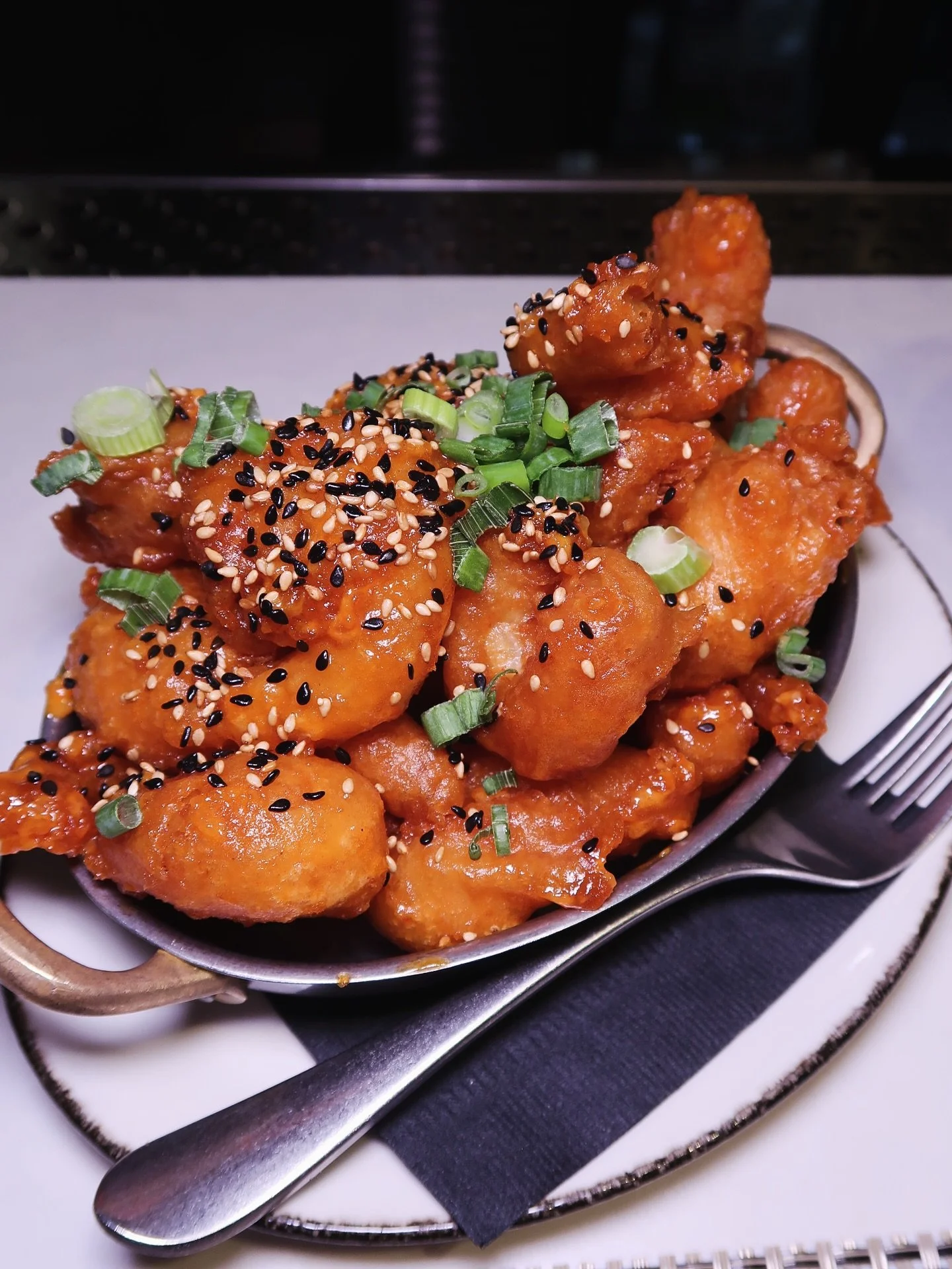 Crispy Tempura Shrimp 🍤 

fermented chili aioli + scallion + toasted sesame

The perfect bite to start your evening at Stalk Steakhouse.

Reservation requests at stalksteakhouse.com/reservations or by calling (907)696-3311. ✨ 

#stalksteakhouse #ste