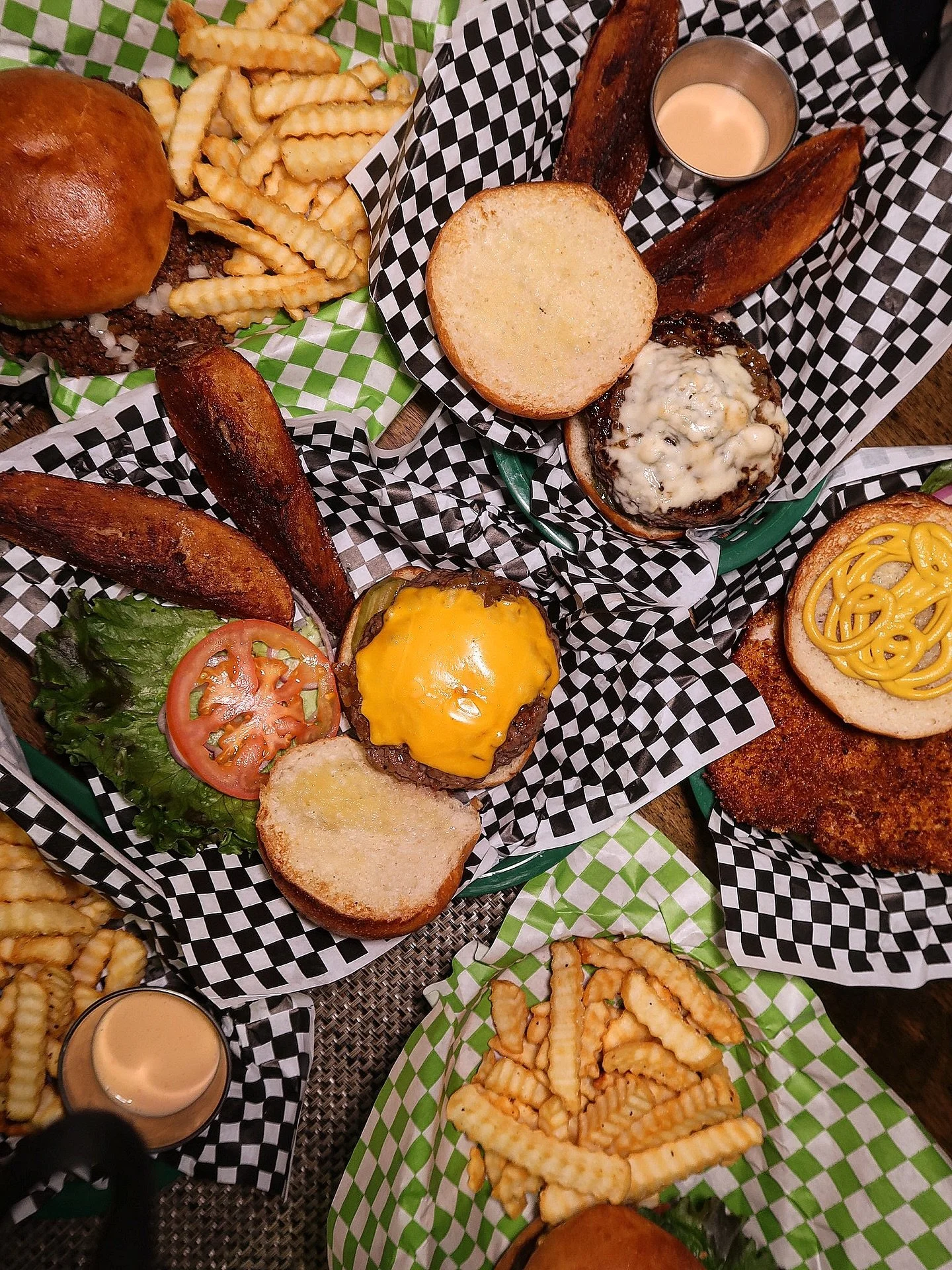 Burger night is better when it&rsquo;s shared!!

Join us tomorrow (Tuesday) for our Midwest Sandwich Series from 4&ndash;9PM. Bring the family in for an easy night out, or take it home and gather around the table together!

Call 907-696-3311 for take