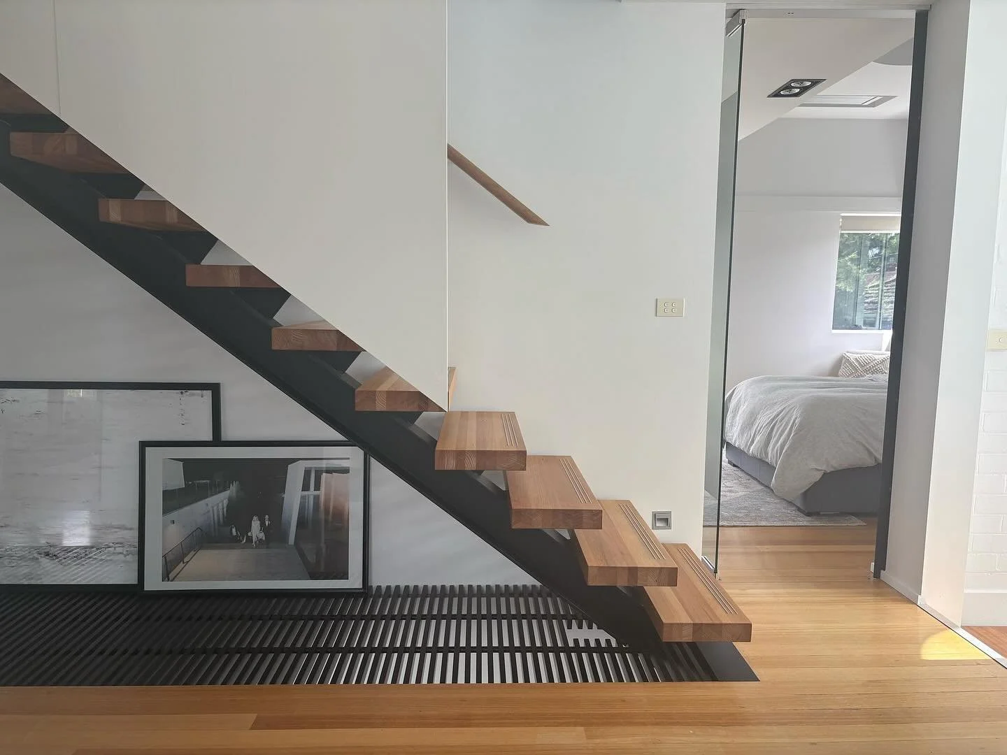Located in the heart of one of Hobart’s most stylish streets, finishing off this architectural showstopper was a real treat for the Hammertime team. We love working with our clients to find creative solutions that work for their lifestyle.
@s