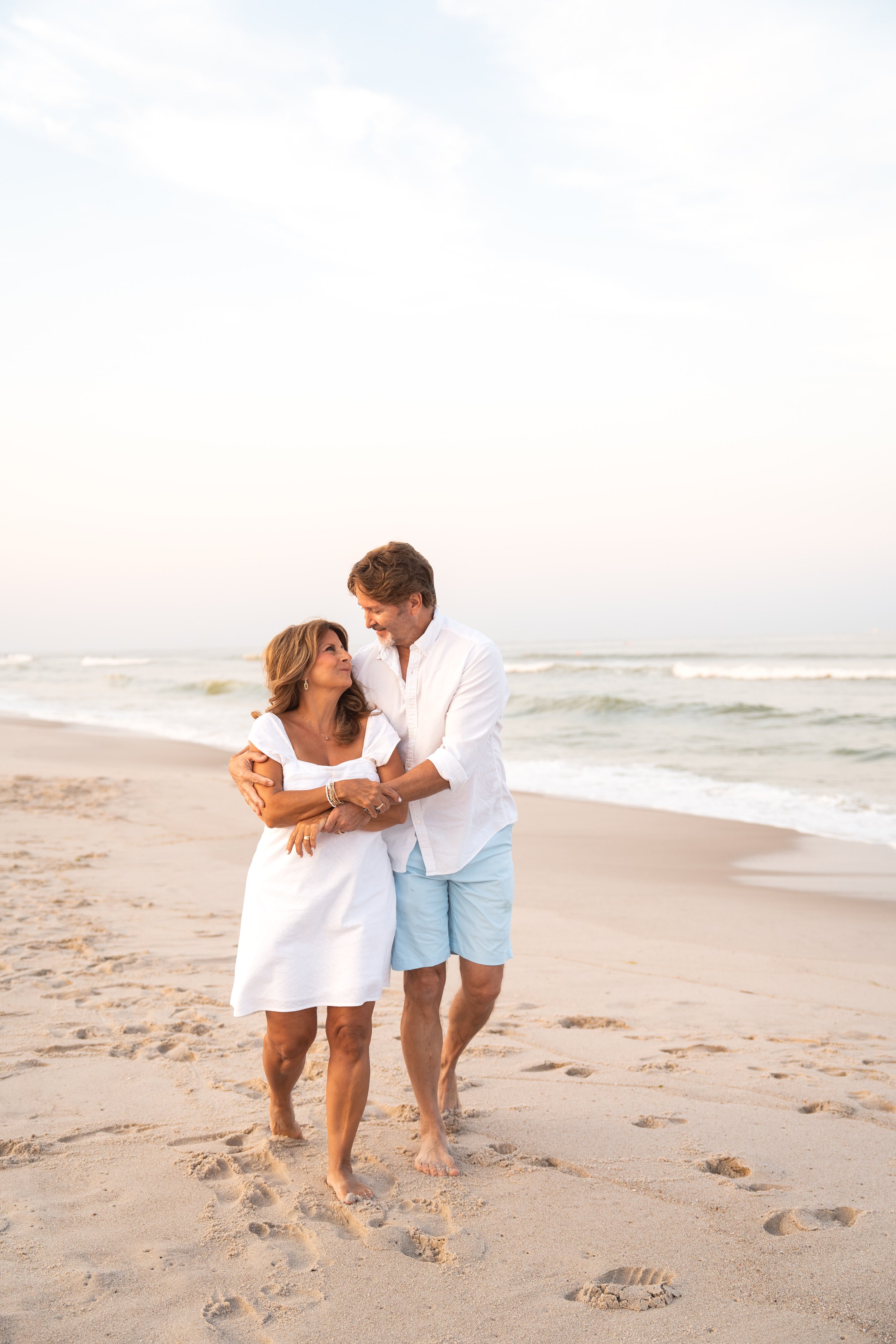 Wind, Sun &amp; Crowds: How to Plan Beach Photos Like a Pro