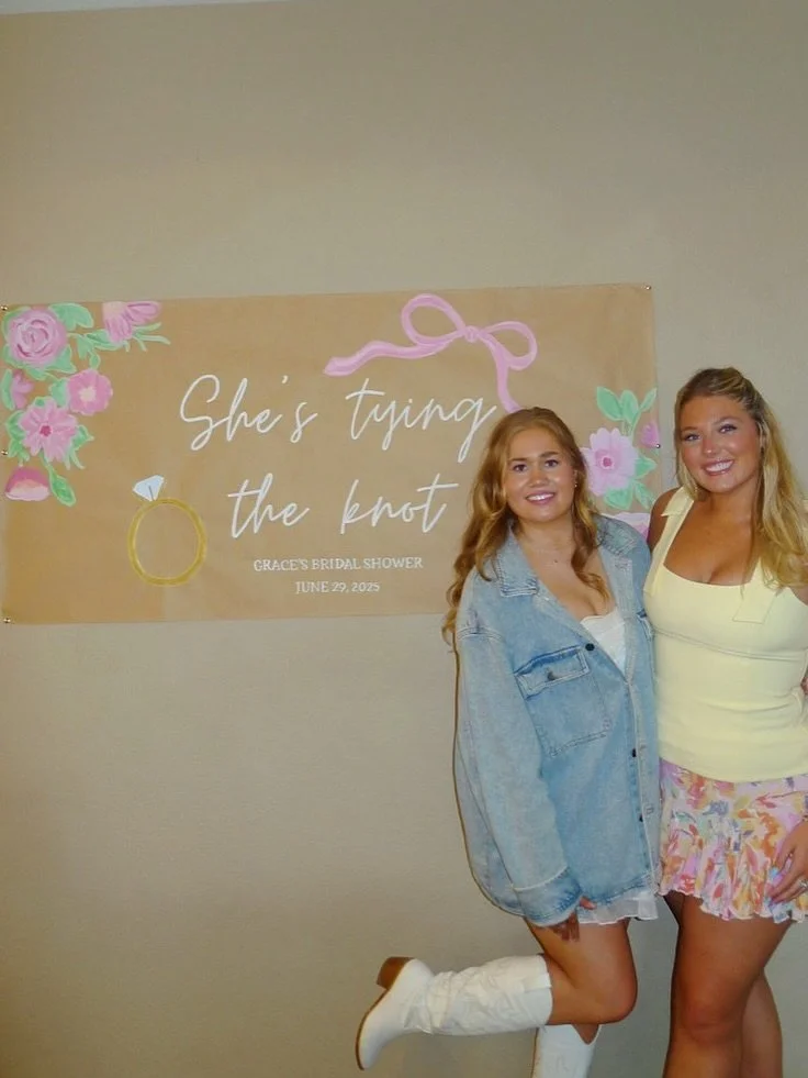 She&rsquo;s tying the knot banner!! 💍 

#paintedsign #customsign #painting #engagmentparty #handpaintedsigns #engagementbanner