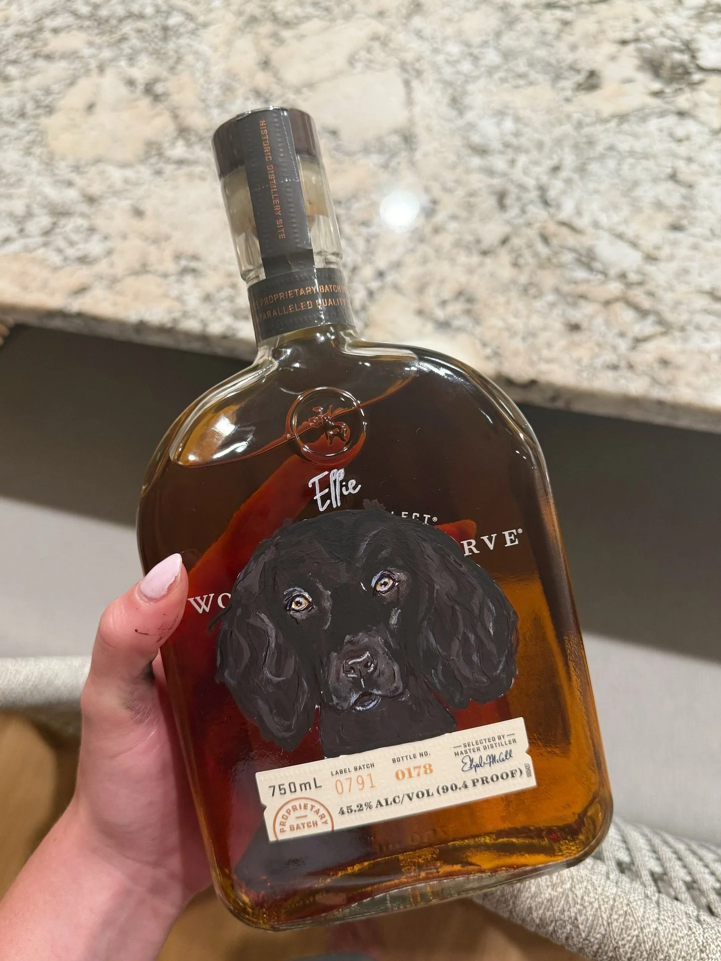 The perfect gift🤍 Always love painting these bottles!!