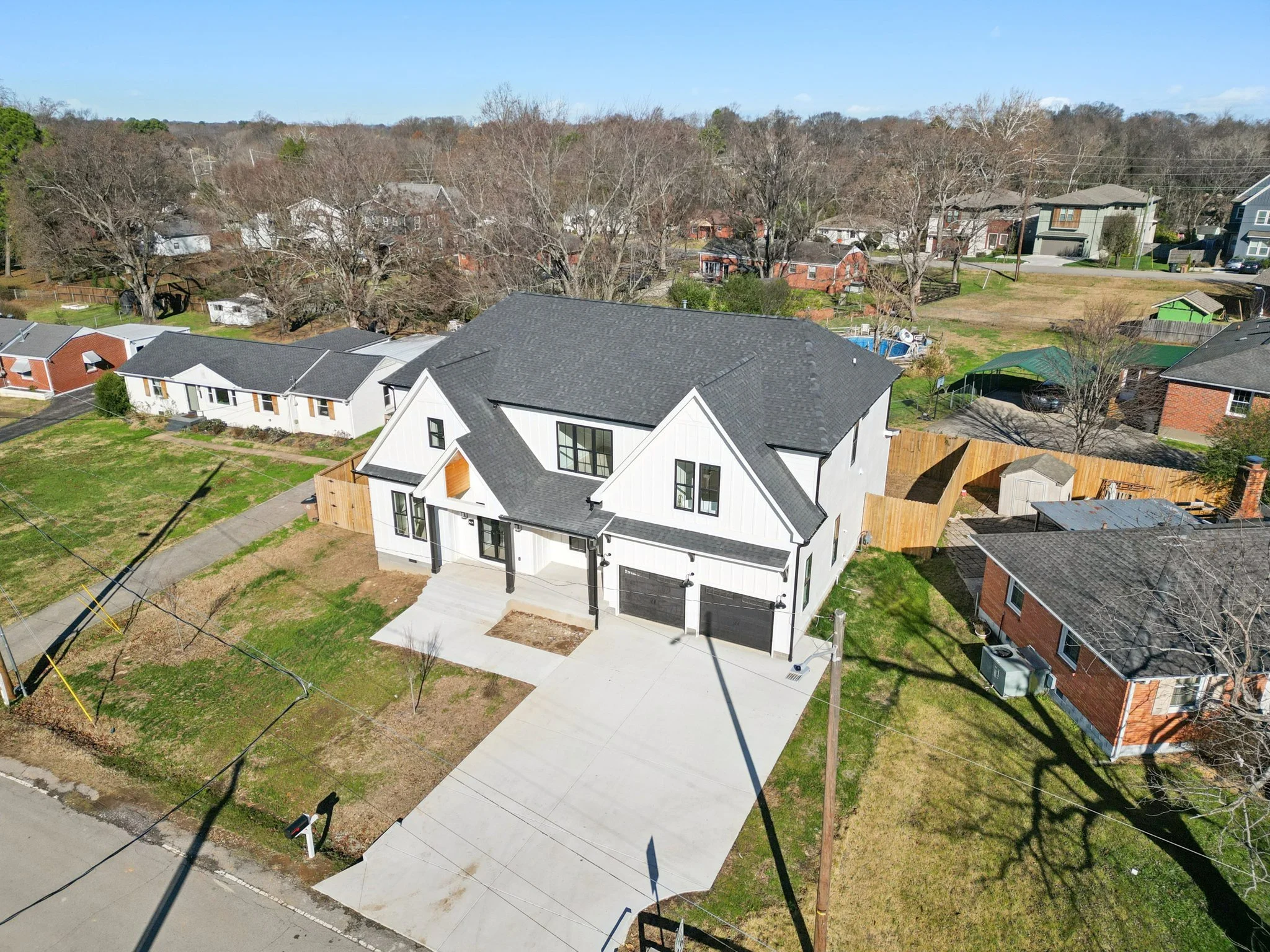 59-web-or-mls-Watsonwood Dr-S2711-057.jpg