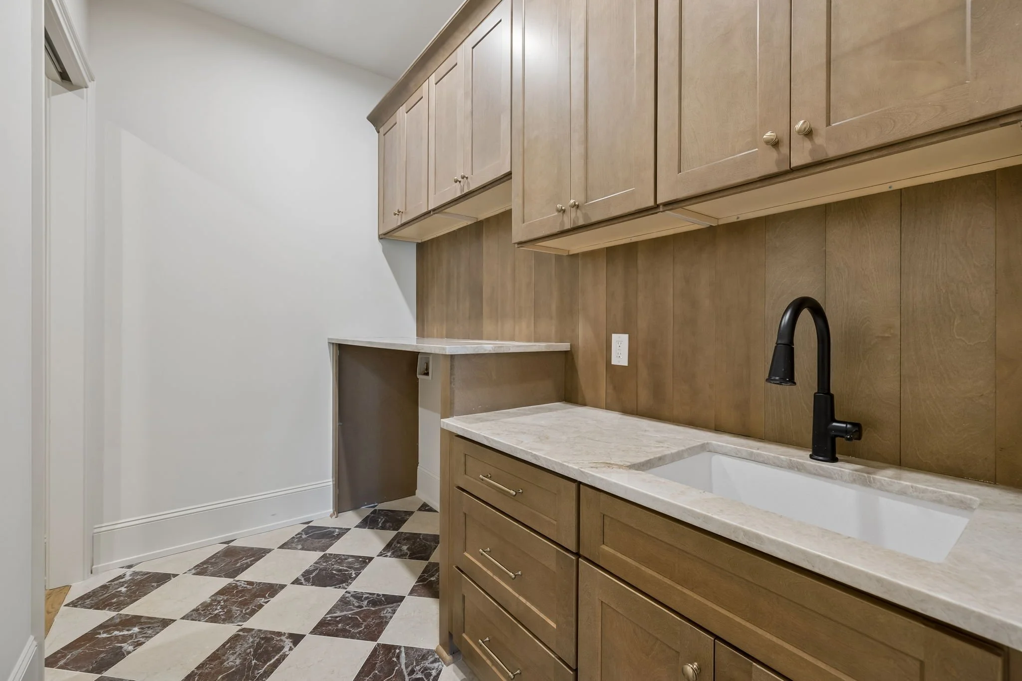 21-513 Crosswood Ct - 021.jpg