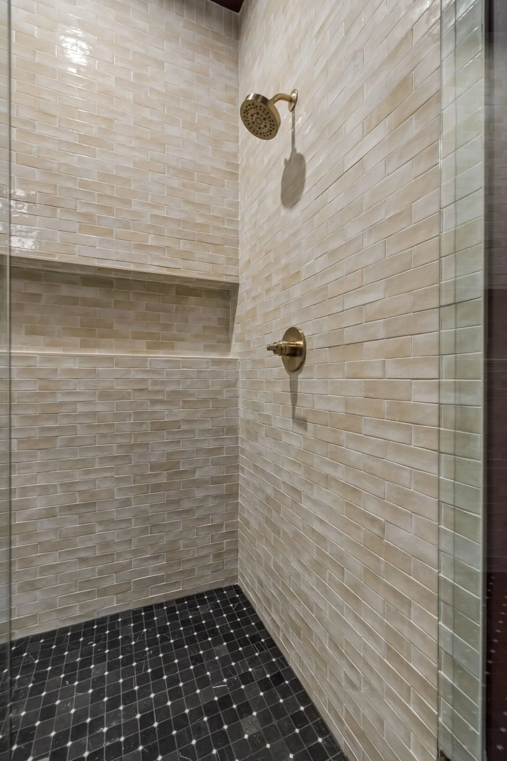 16-513 Crosswood Ct - 016.jpg
