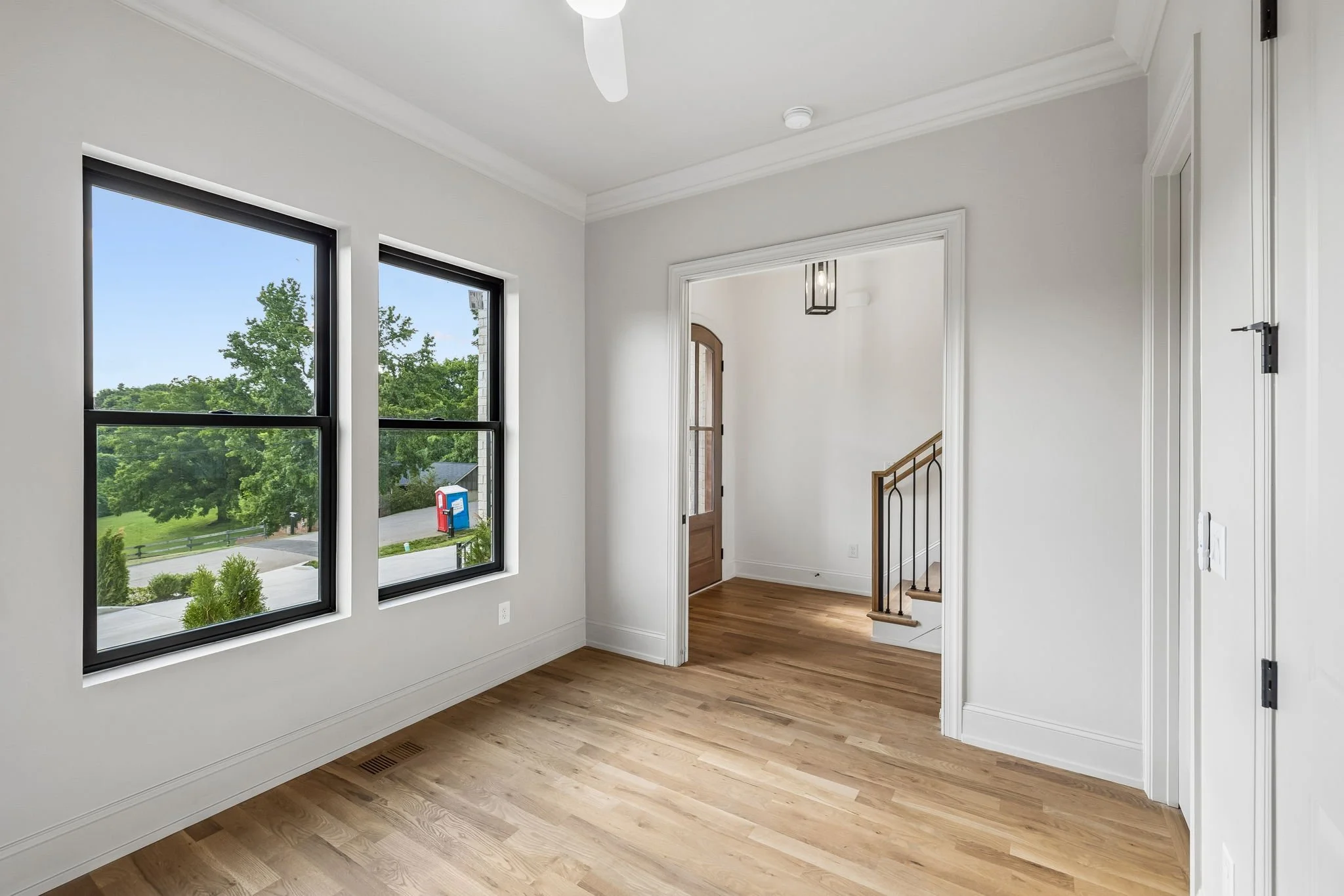 10-2812 Harriette Ct - 010.jpg