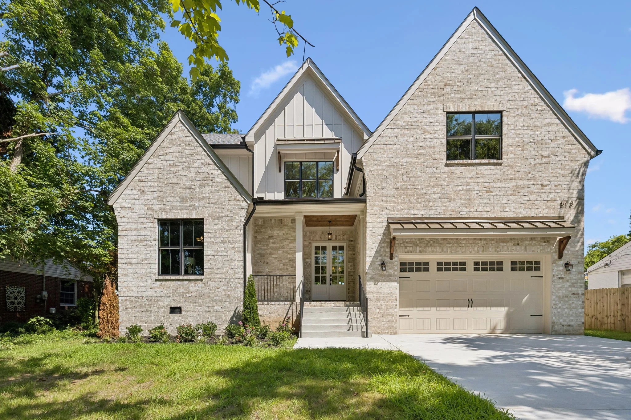 3-513 Crosswood Ct - 001.jpg