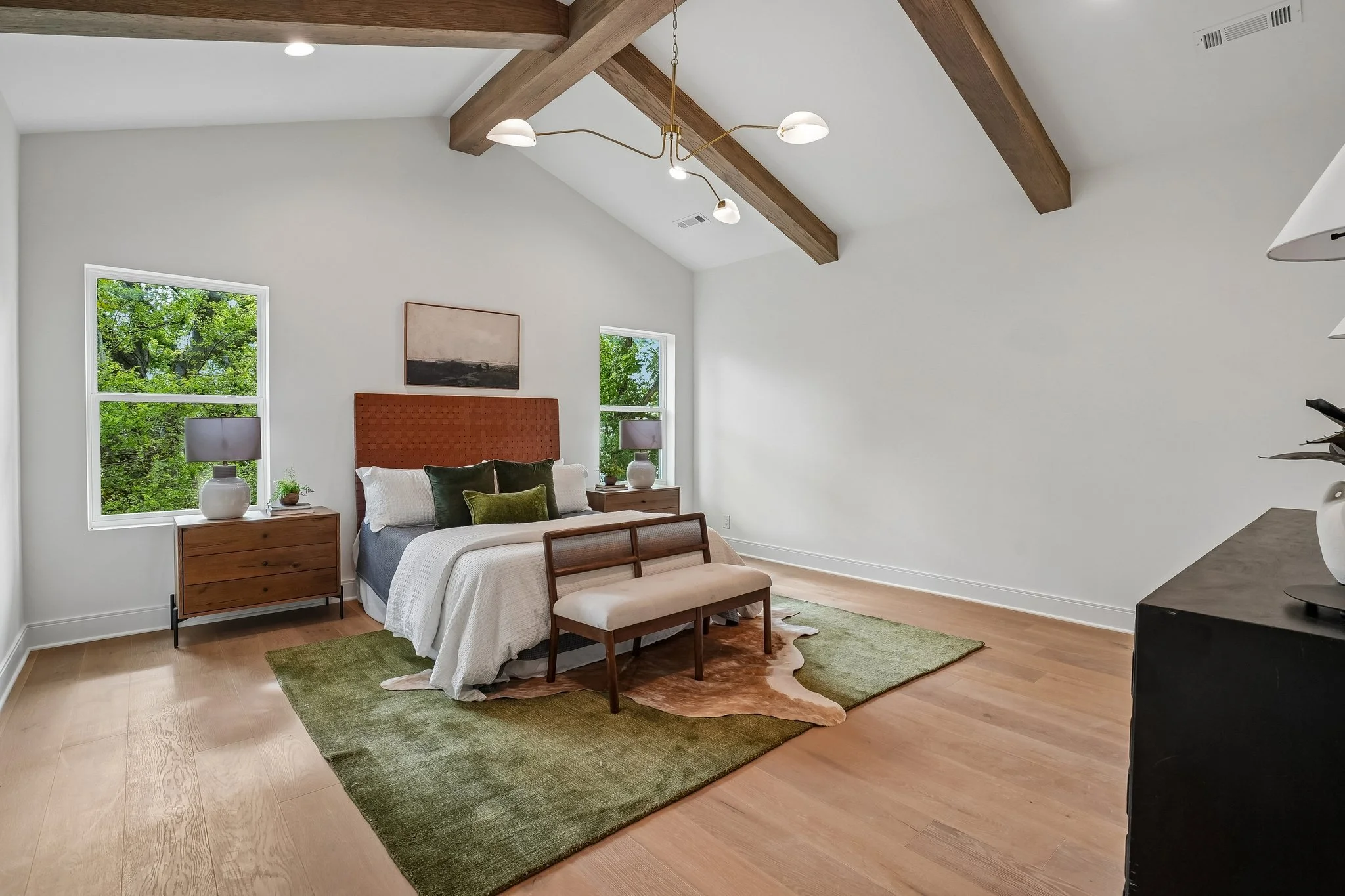 29-web-or-mls-Sultana Ave B-S0508-029.jpg