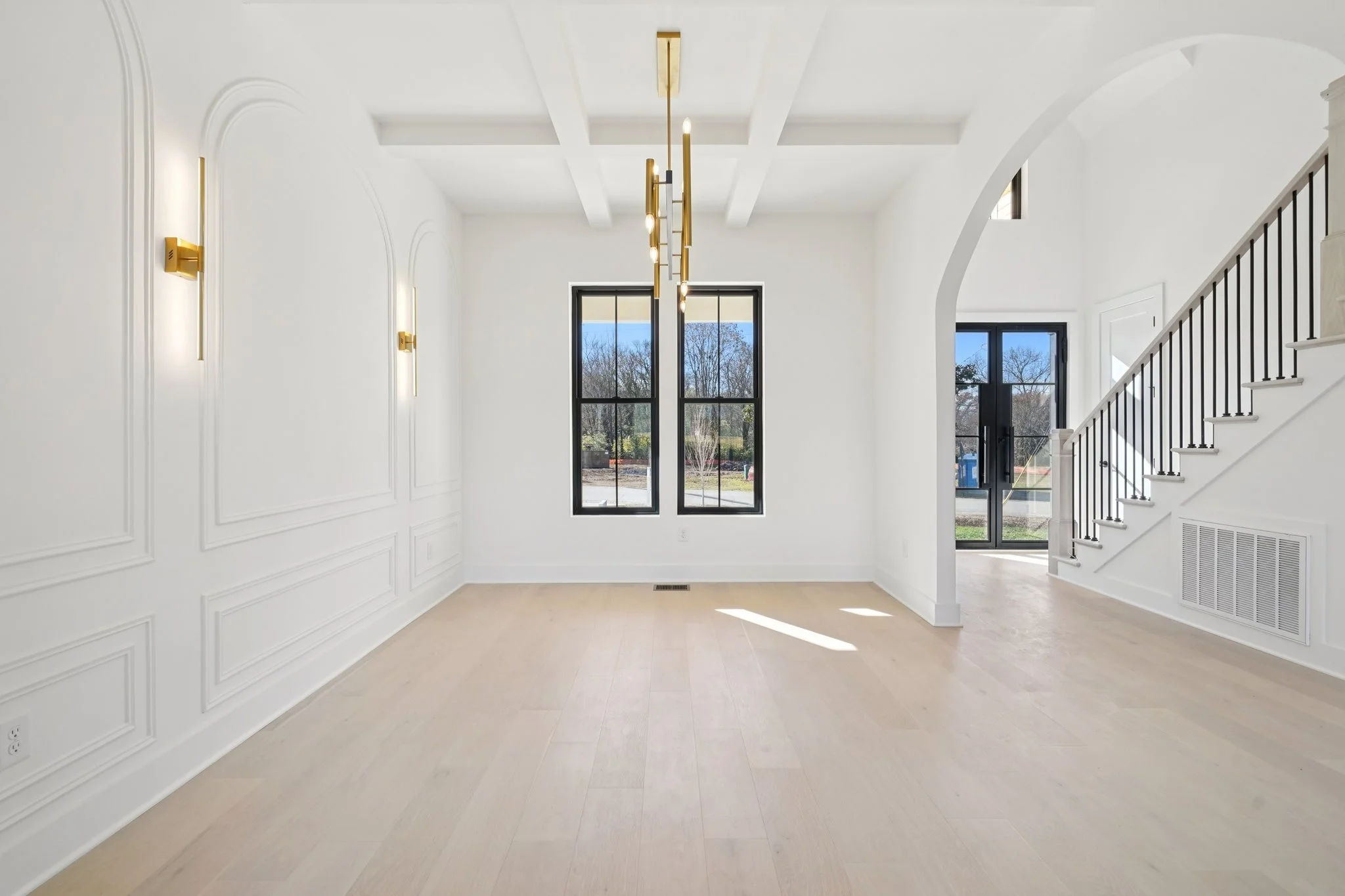 10-web-or-mls-Watsonwood Dr-S2711-008.jpg